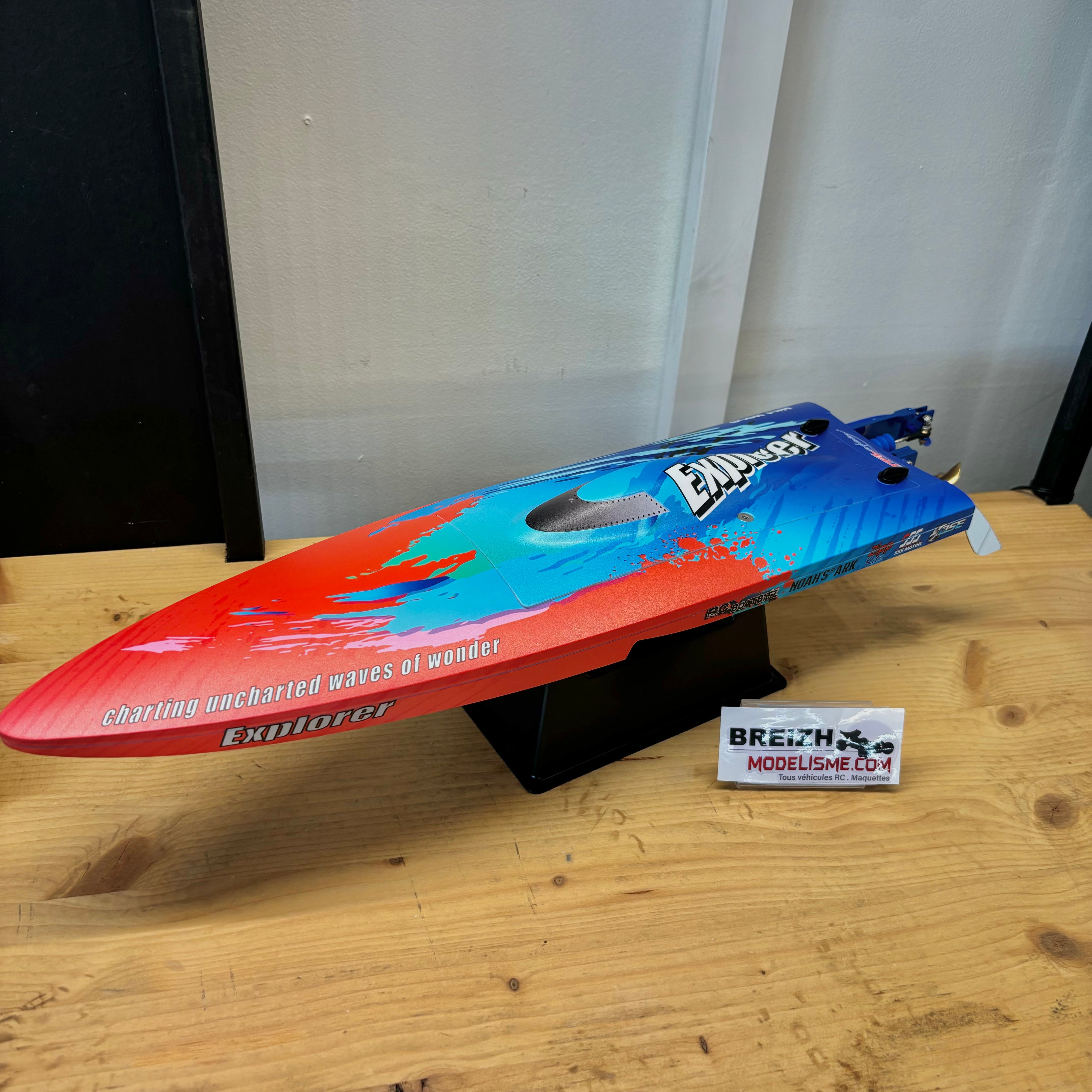 Bateau radiocommandé TFL Hobby 1158 Brushless Explorer Mono RTR - Bleu