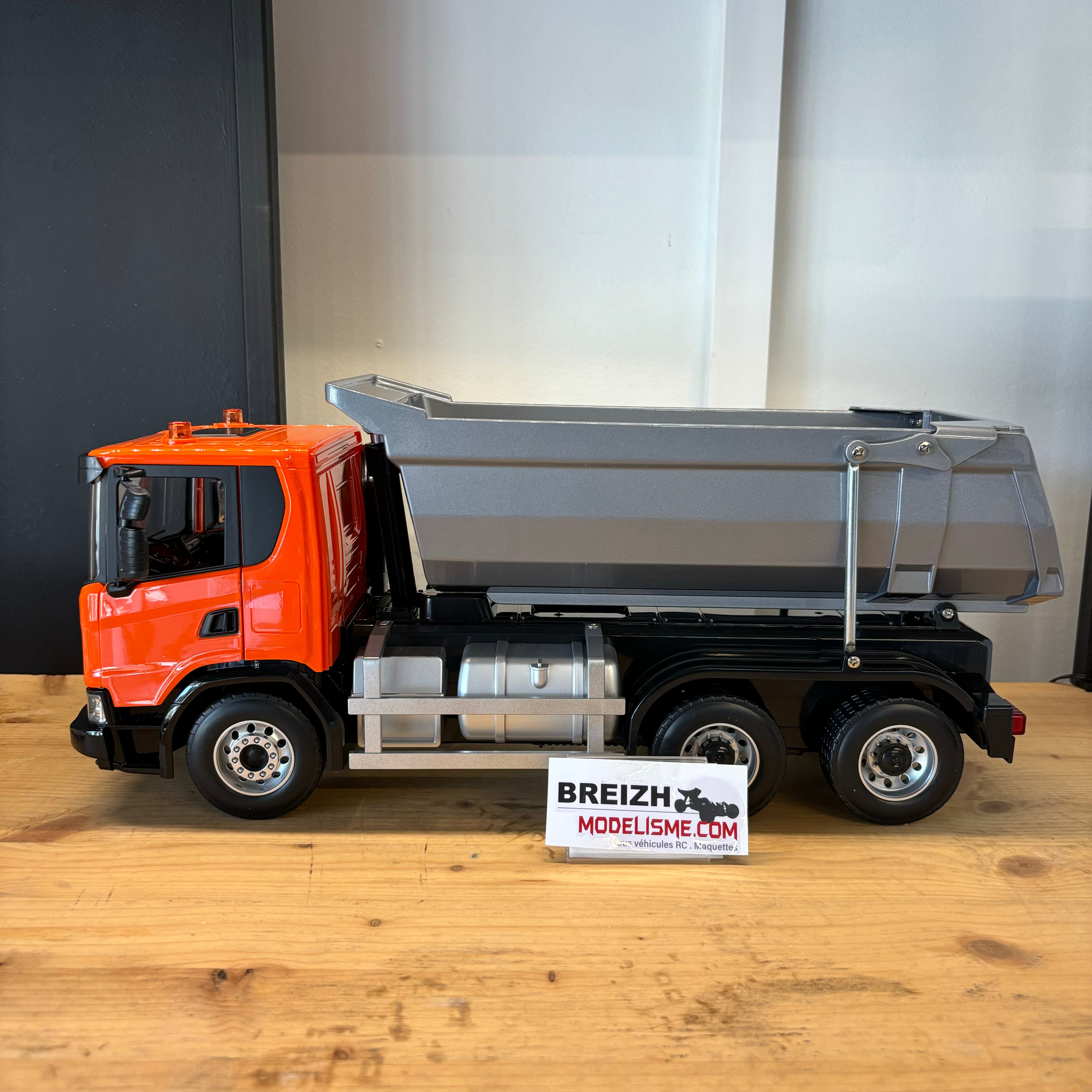 Camion benne FM Electrics 1/20 Scania 540G 6x4 - FM1682S