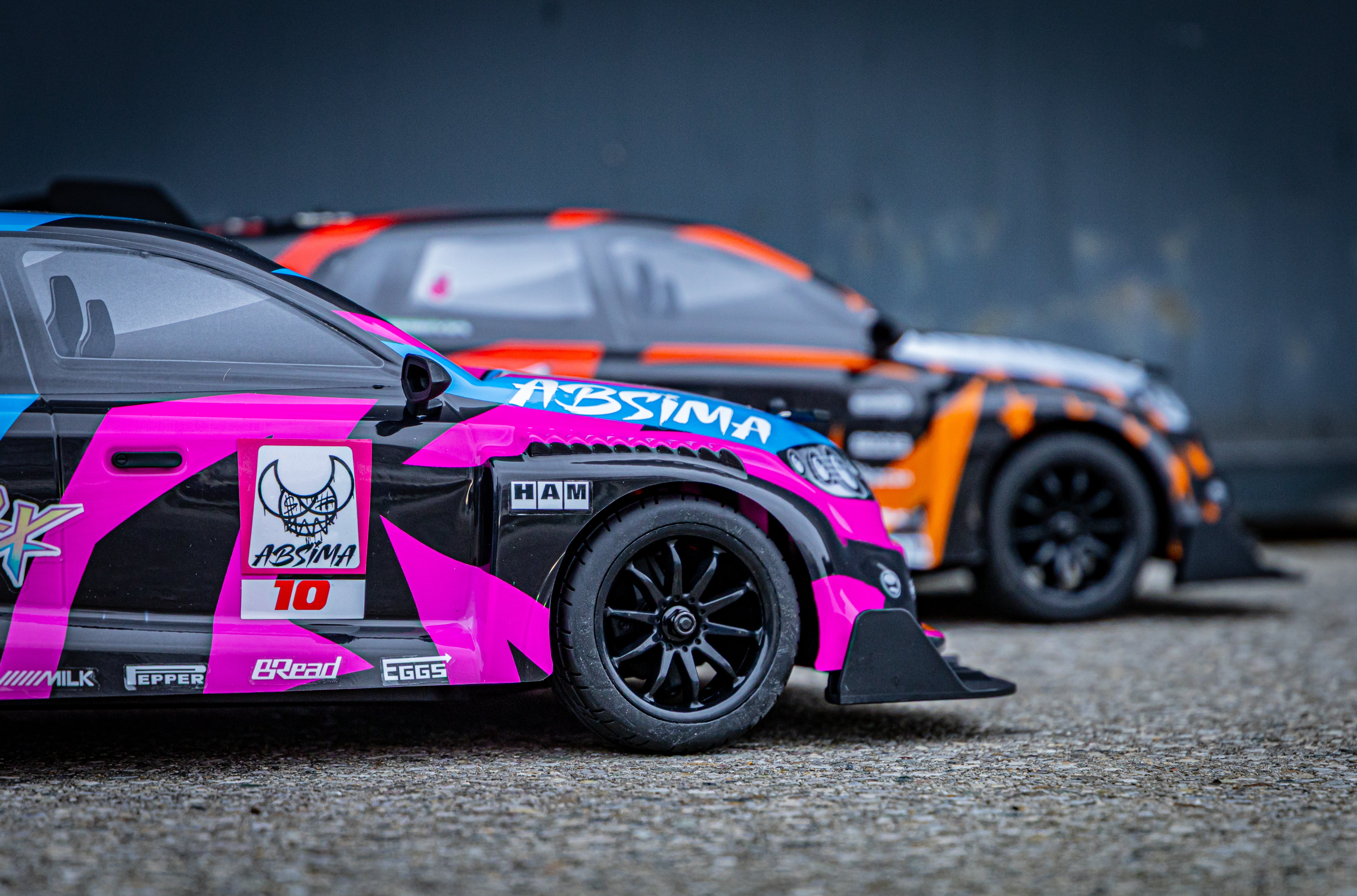 Piste Absima 1/10 "Aéro-X" brushless 4WD RTR 12231 version Pack lipo 2S