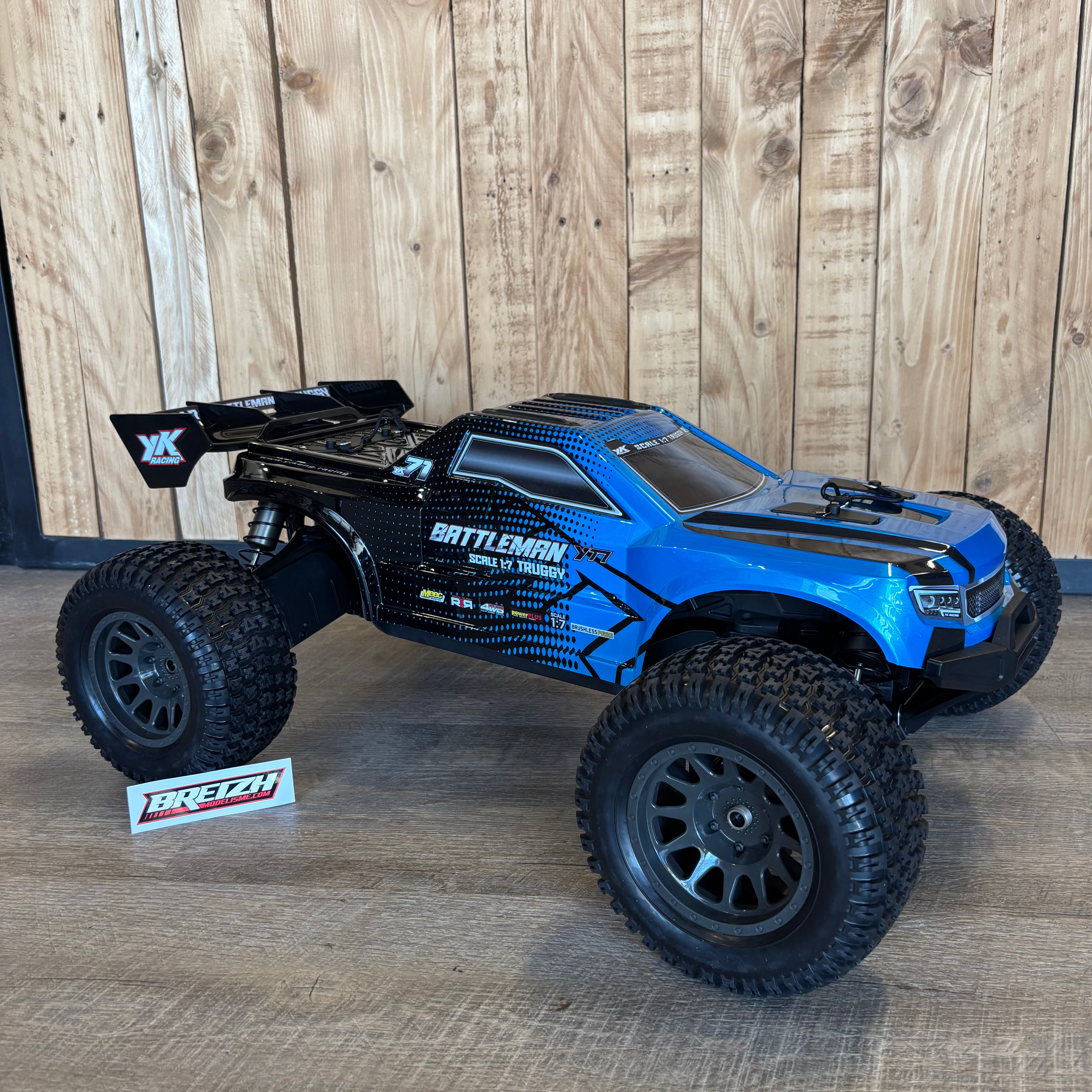 Yikong YT7 SE BATTLEMAN 1/7 Truggy 4WD Brushless bleu