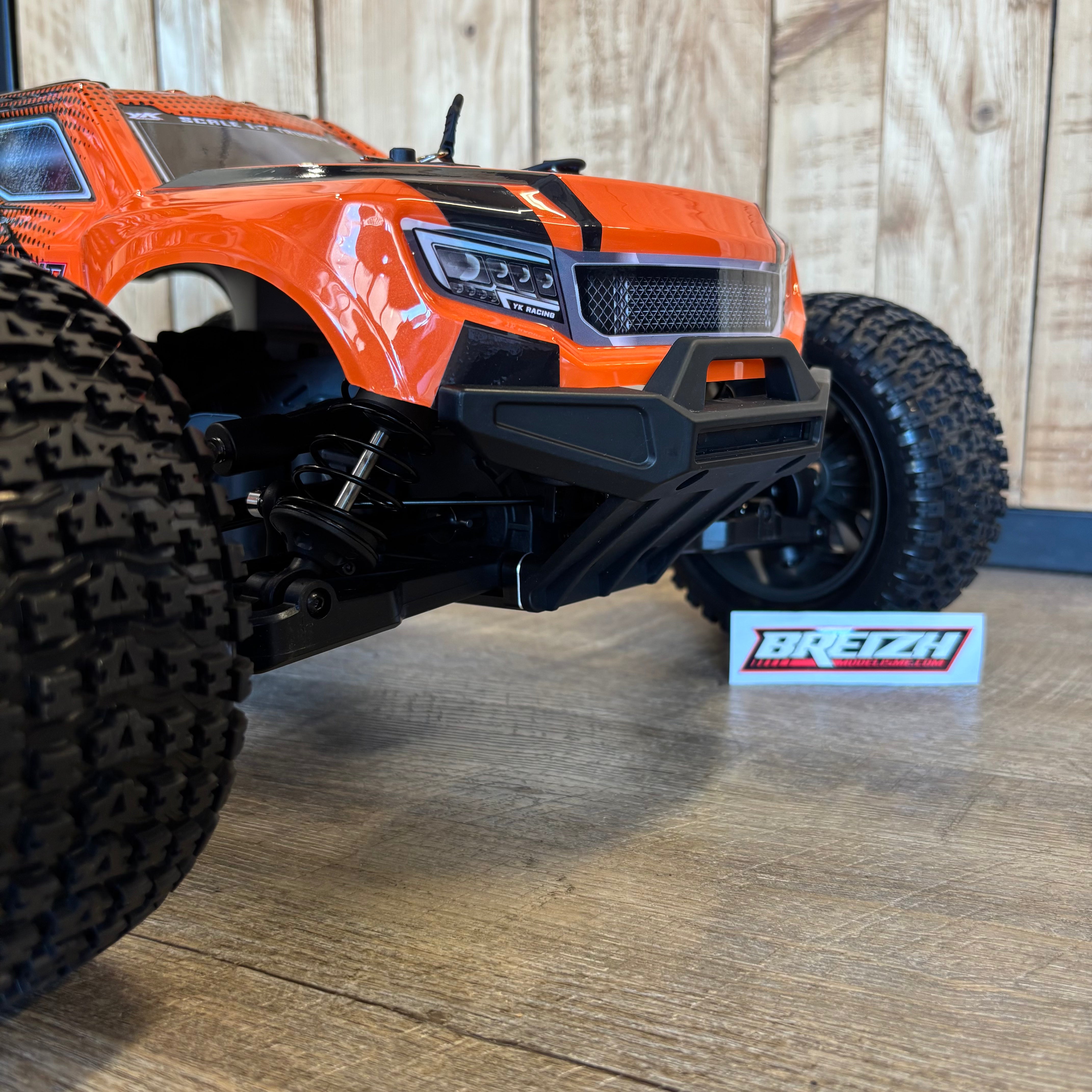 Yikong YT7 SE BATTLEMAN 1/7 Truggy 4WD Brushless Orange
