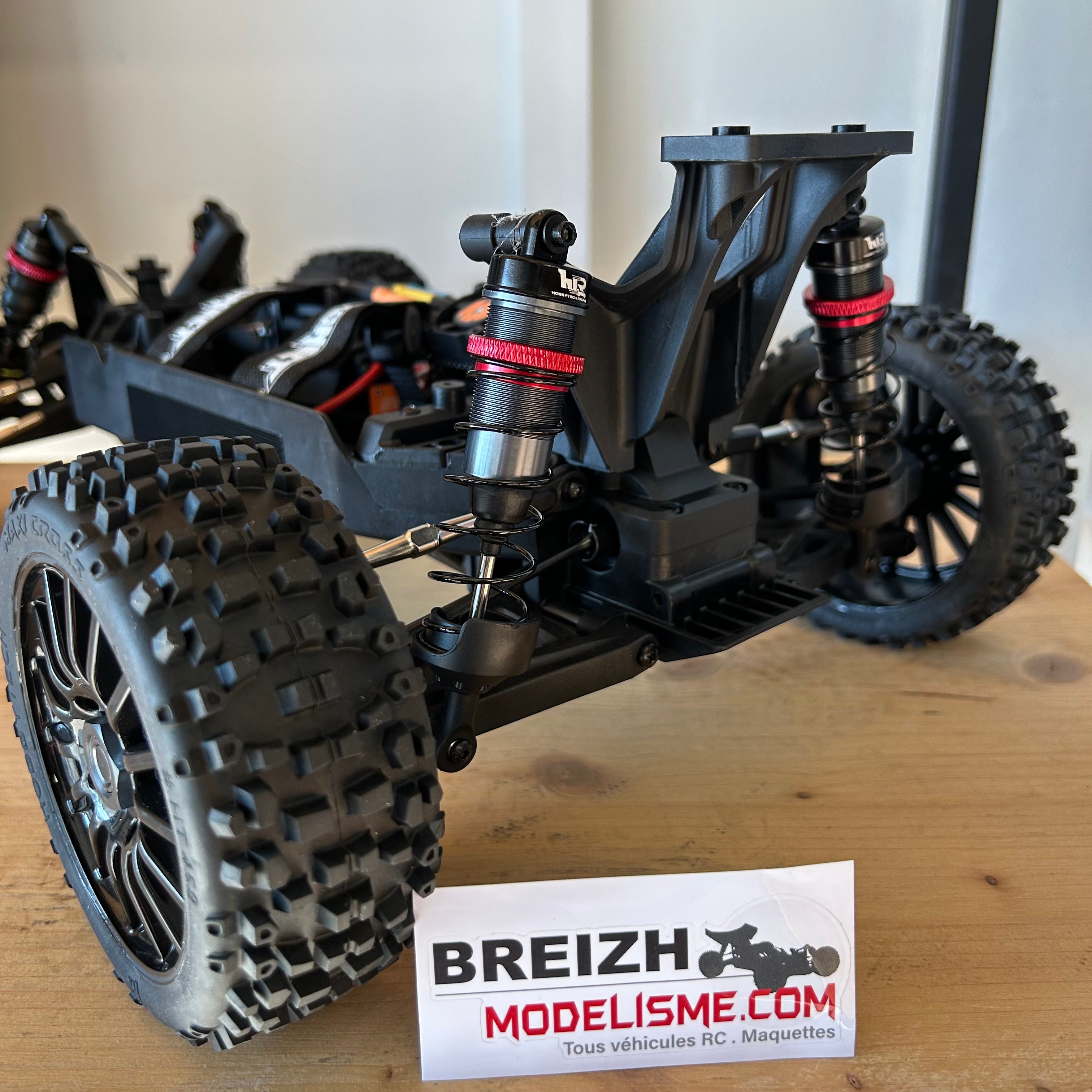 Rogue Buggy 2.0 1/8 Brushless Orange version PACK