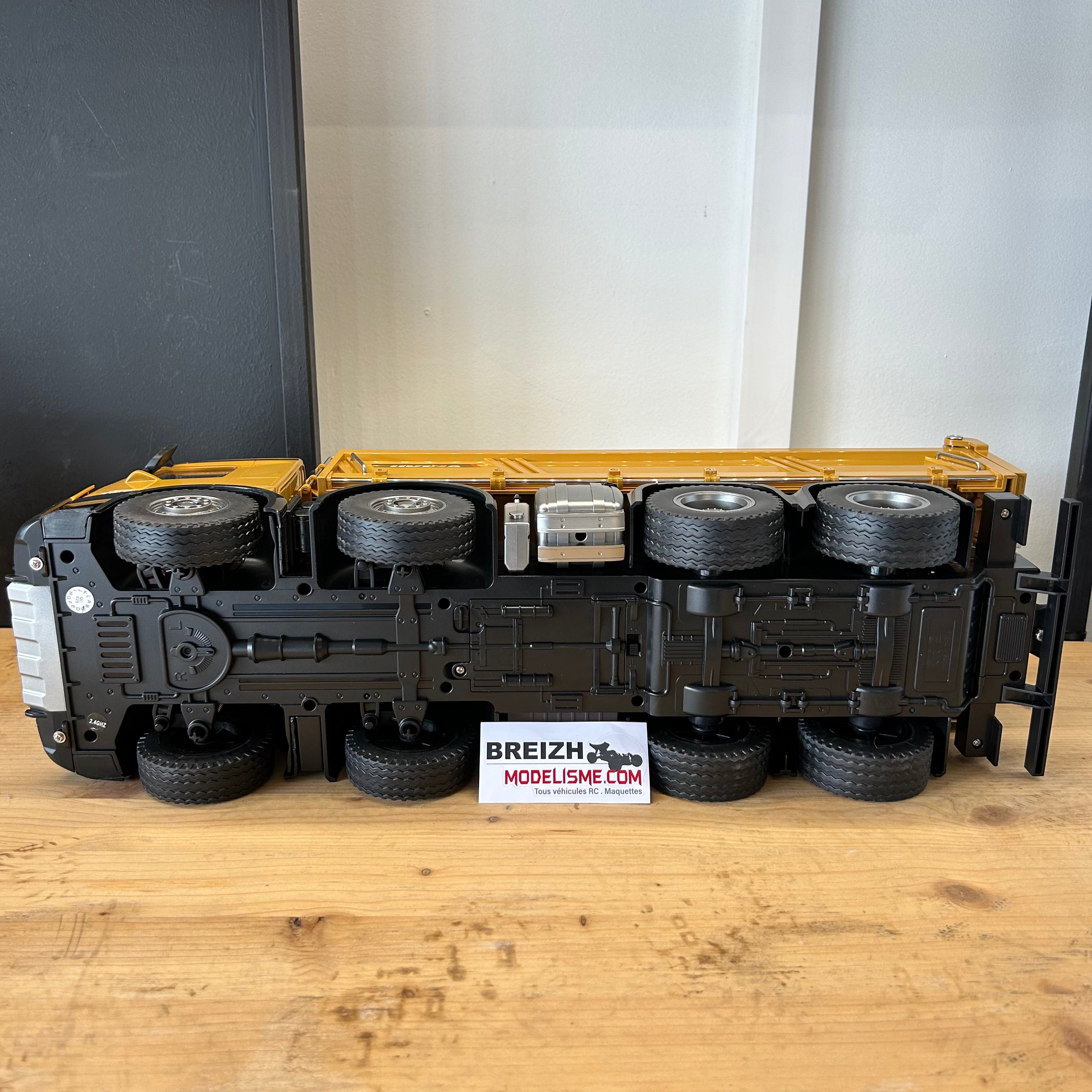Camion à benne 1/14 - 12 voies à 8 roues  Huina 1536