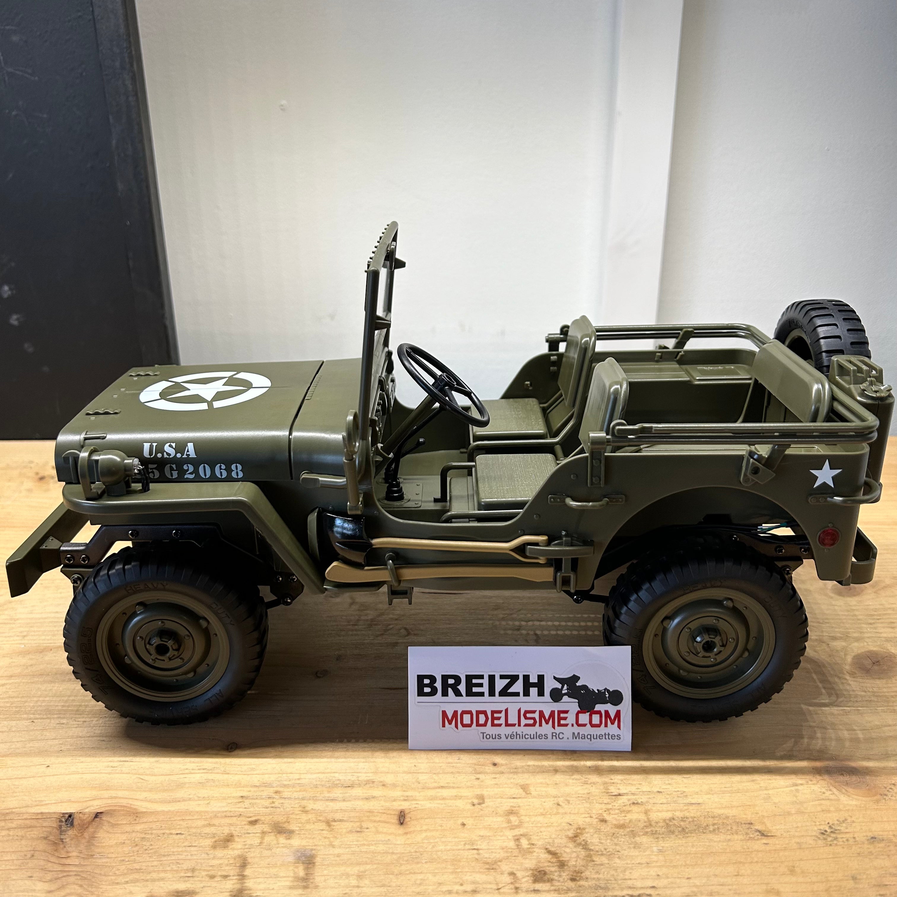 Jeep Willys radiocommandée E-Zee RC 1/10 4x4 - EZ-G2068