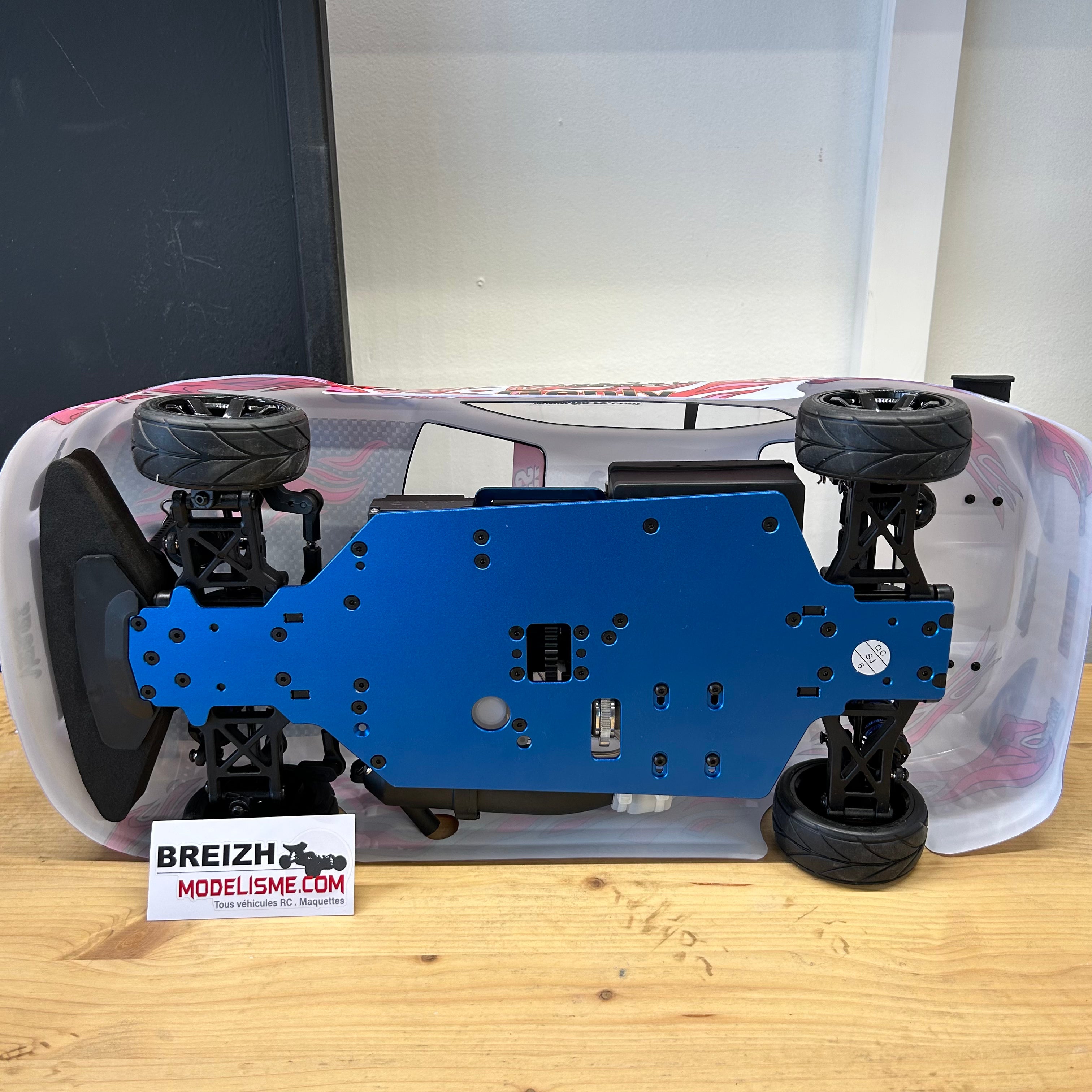 FTX Banzai Nitro Drift Piste Voiture RC thermique 1/10 4WD 5534W