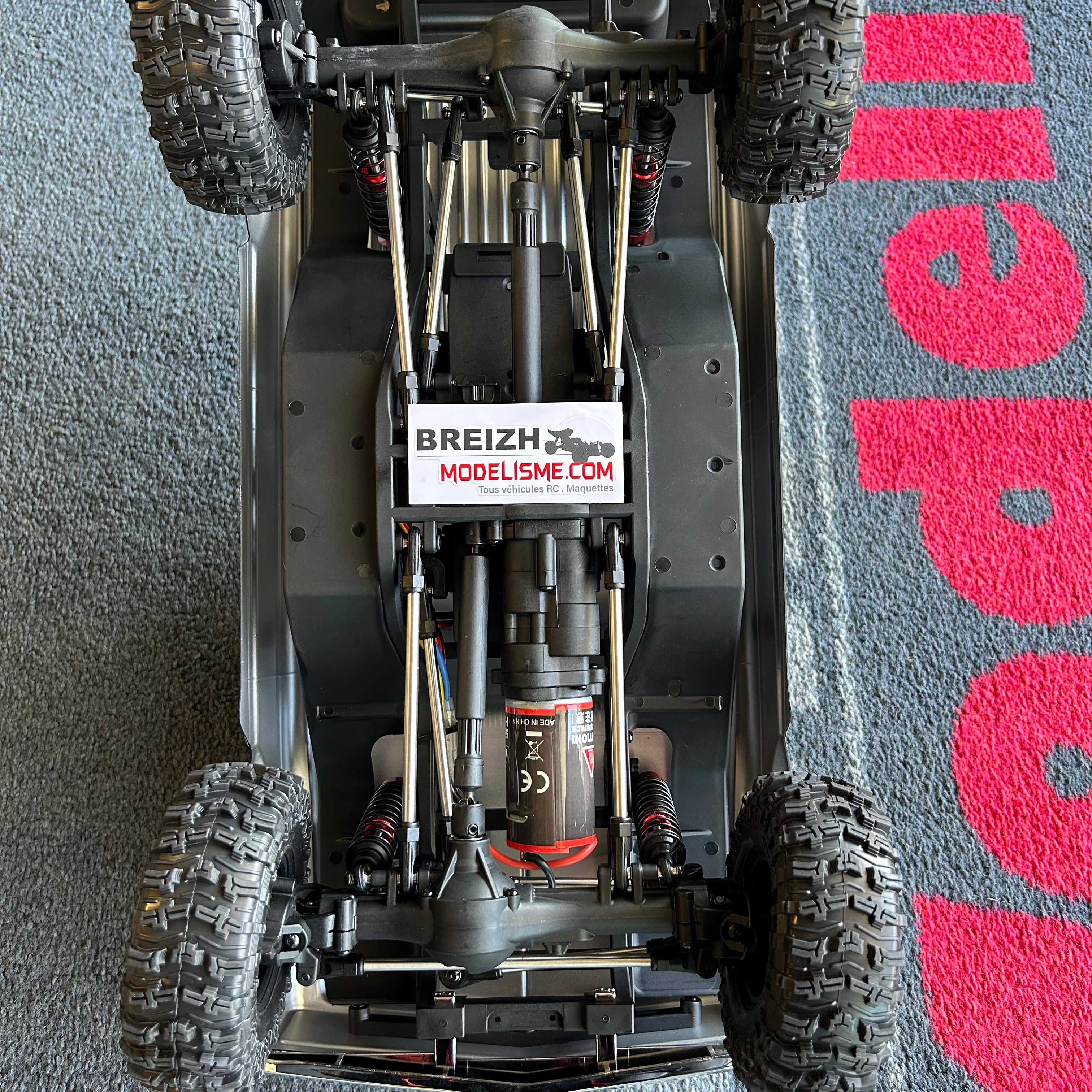 Crawler Yikong 41015 1/10 RTR noir - YK41015B