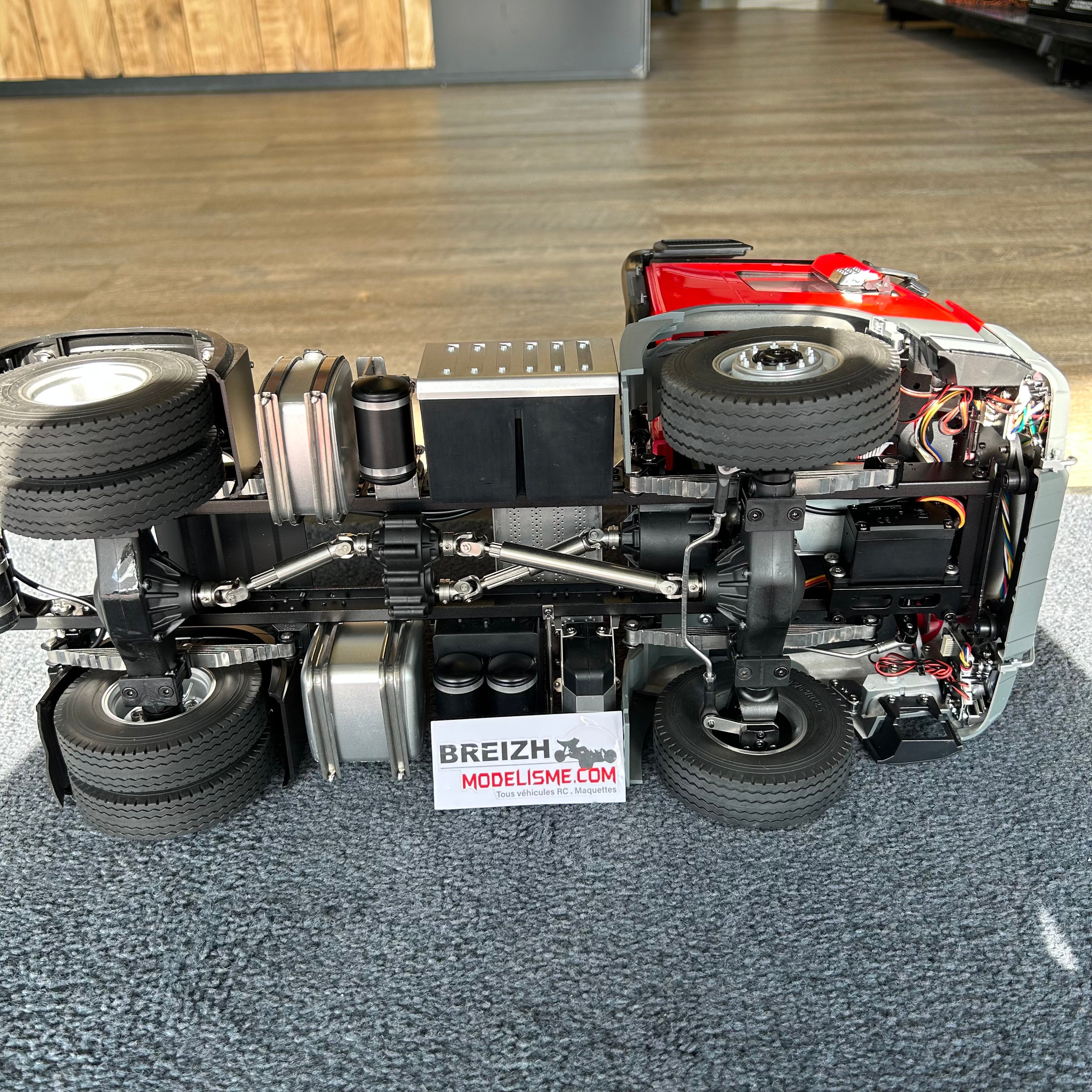 FM Electrics Camion Mercedes-Benz Arocs 4X4 1/14 (rouge) avec semi-remorque Meiller (bleu)