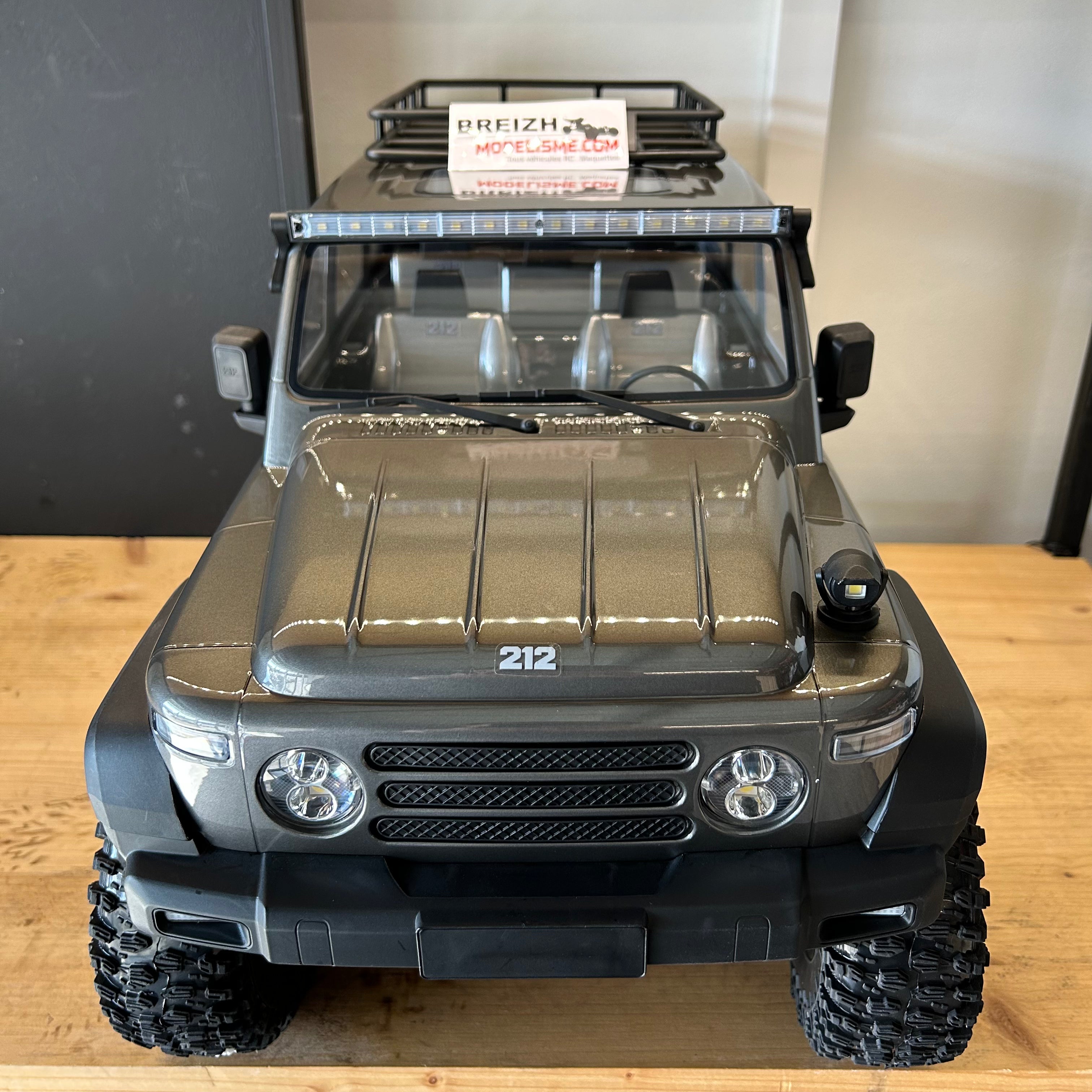 Crawler Yikong 1/8 4WD Gris YK4084