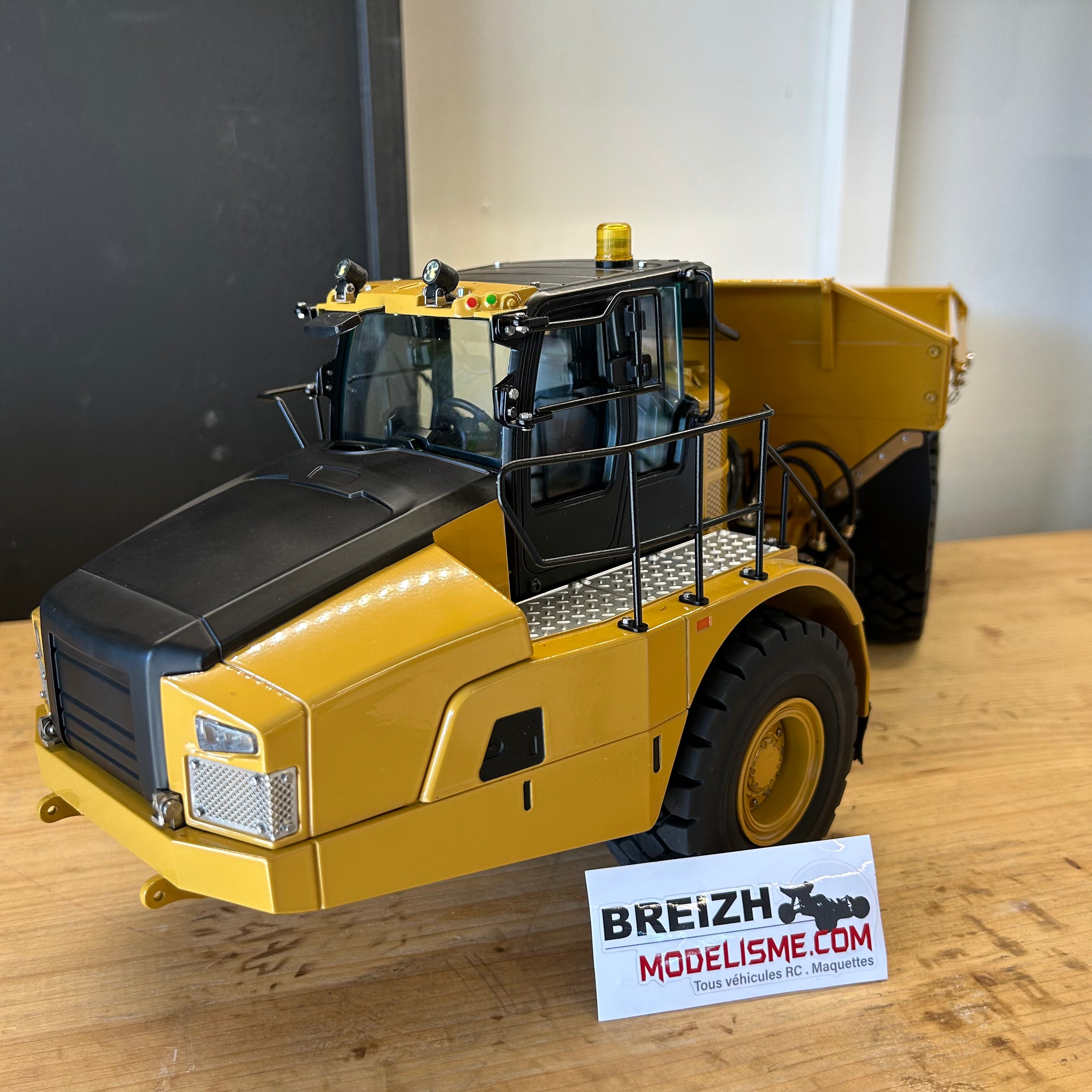 Camion de chantier Hydraulique Huina KABOLITE K960 (Modèle 2025)