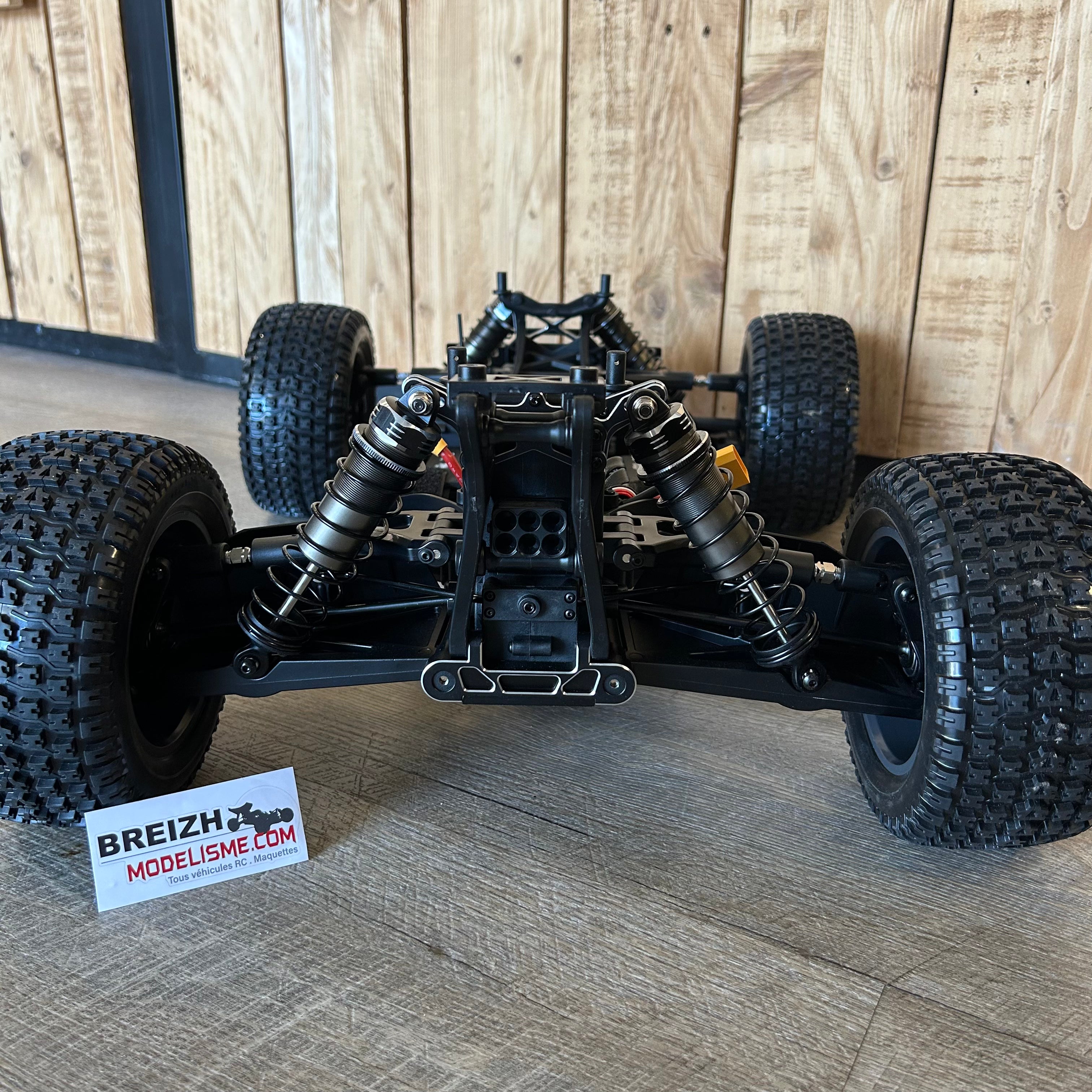 Yikong YT7 Pro Battlemann 1/7 Truggy 4WD Brushless noir mat 90km/h