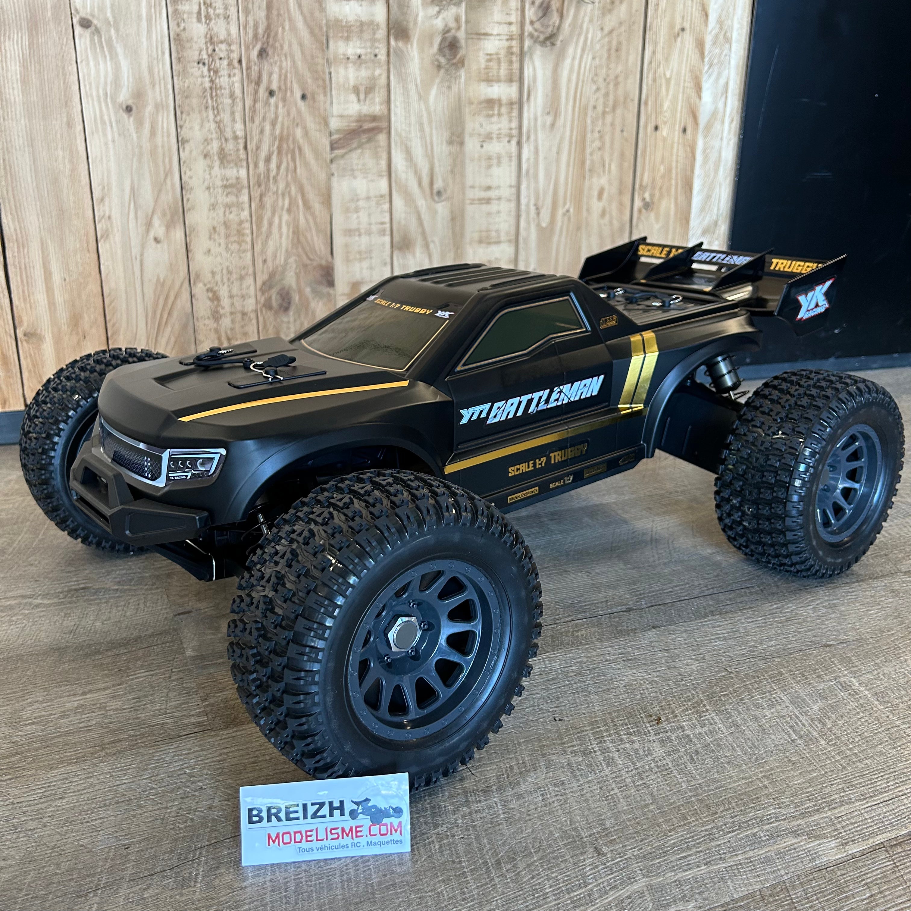 Yikong YT7 Pro Battlemann 1/7 Truggy 4WD Brushless noir mat 90km/h