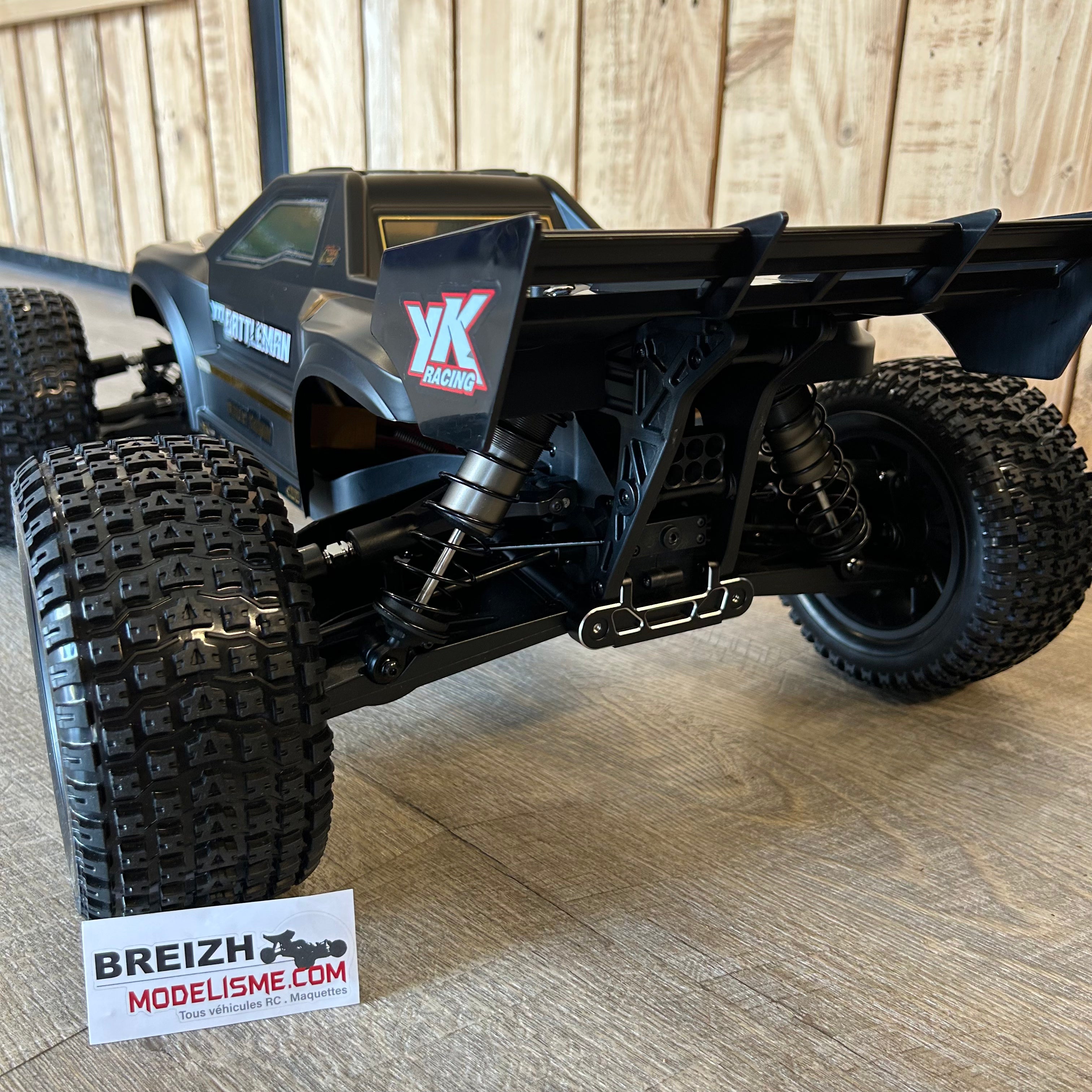 Yikong YT7 Pro Battlemann 1/7 Truggy 4WD Brushless noir mat 90km/h
