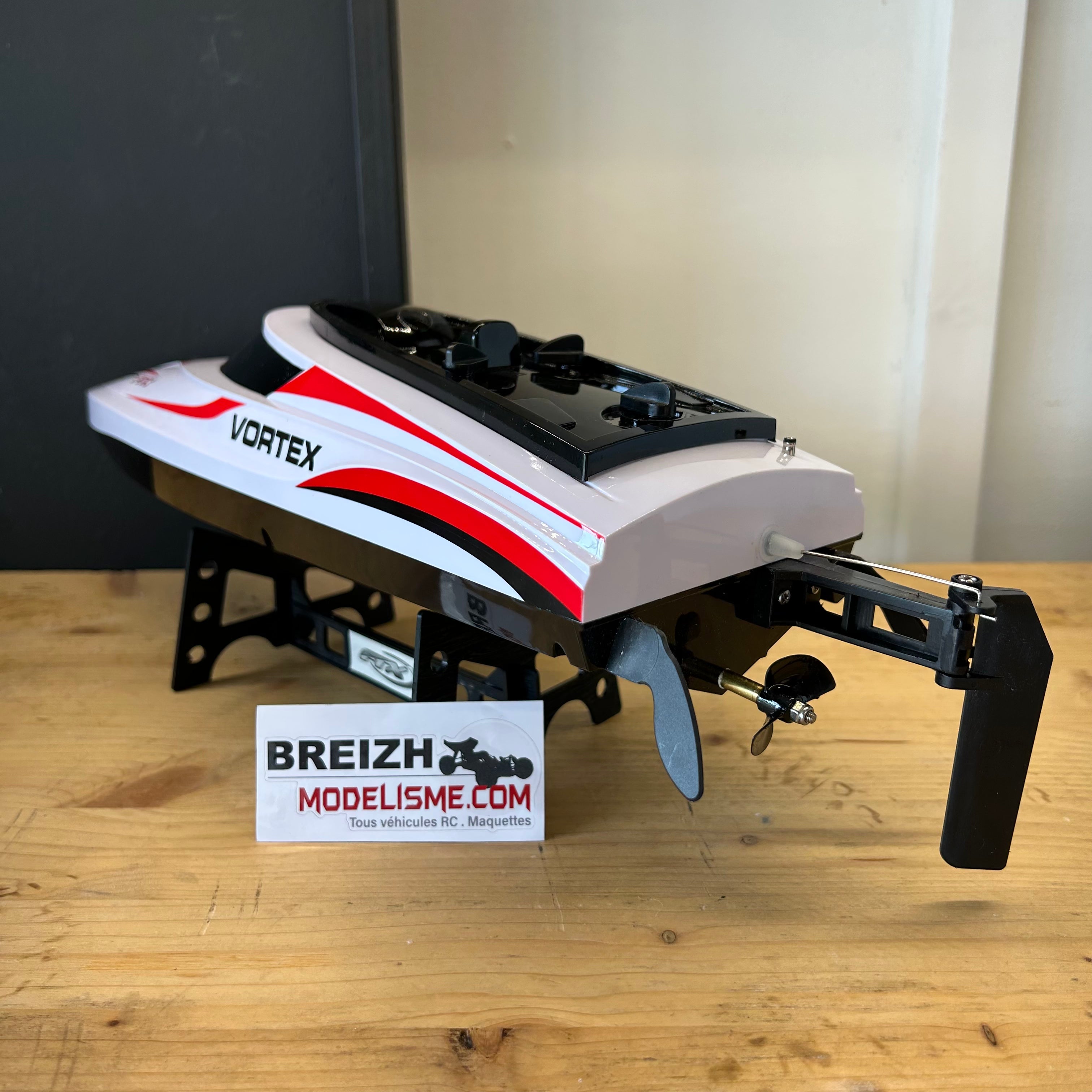 Bateau de course télécommandée haute vitesse FTX Vortex 44cm - FTX0700