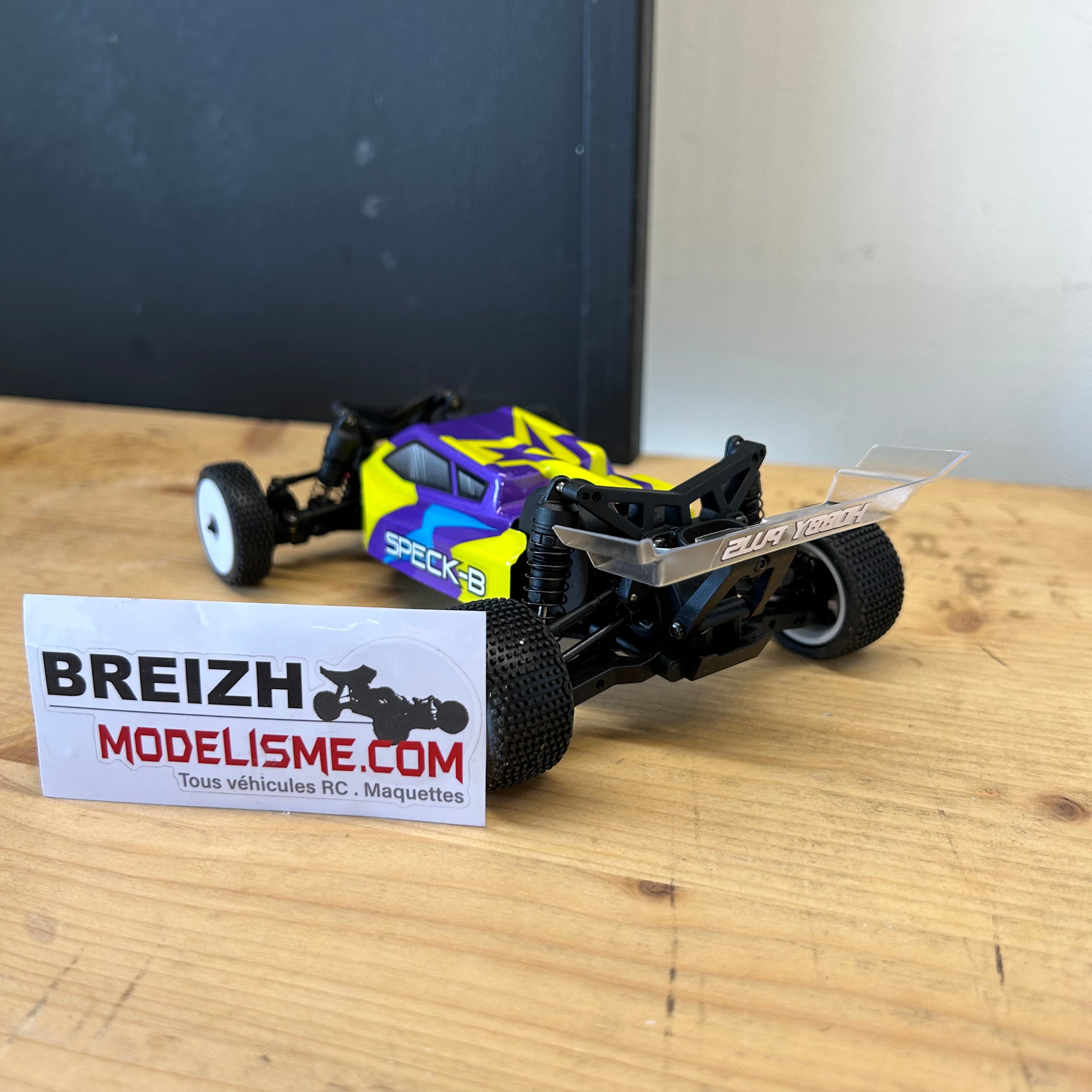 Buggy 1/24 Hobby Plus Speck B brushless jaune