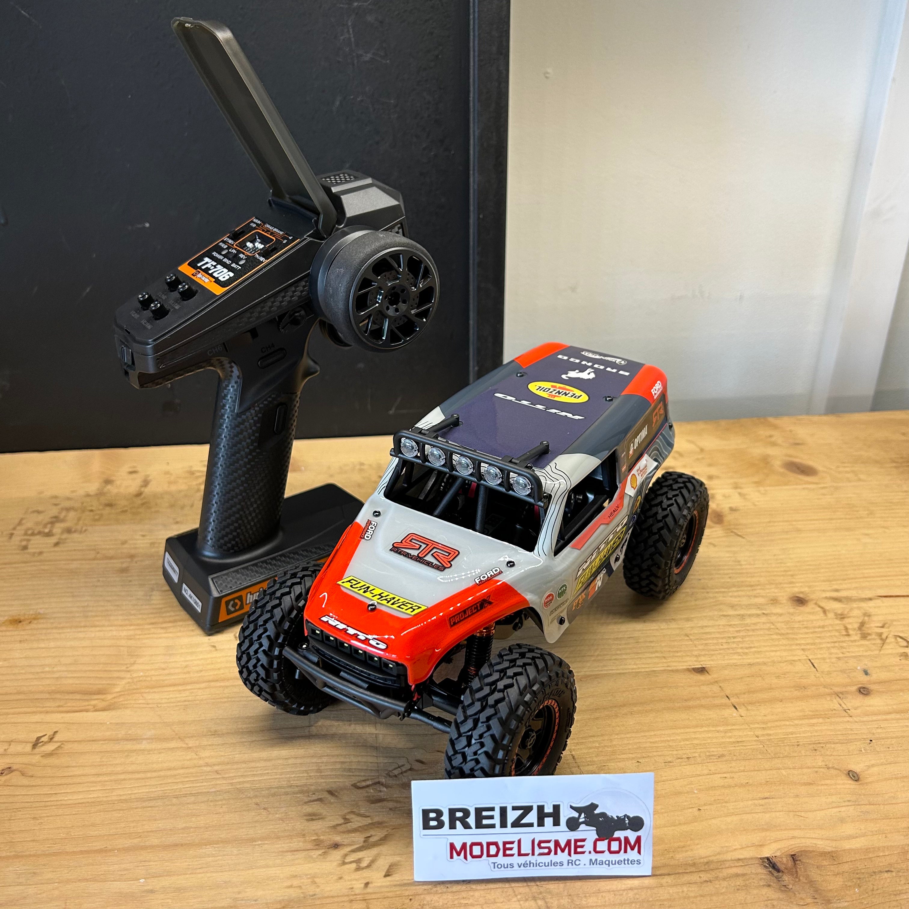 HPI Venture18 U4 Ford Bronco 4400 - Loren Healy 160887