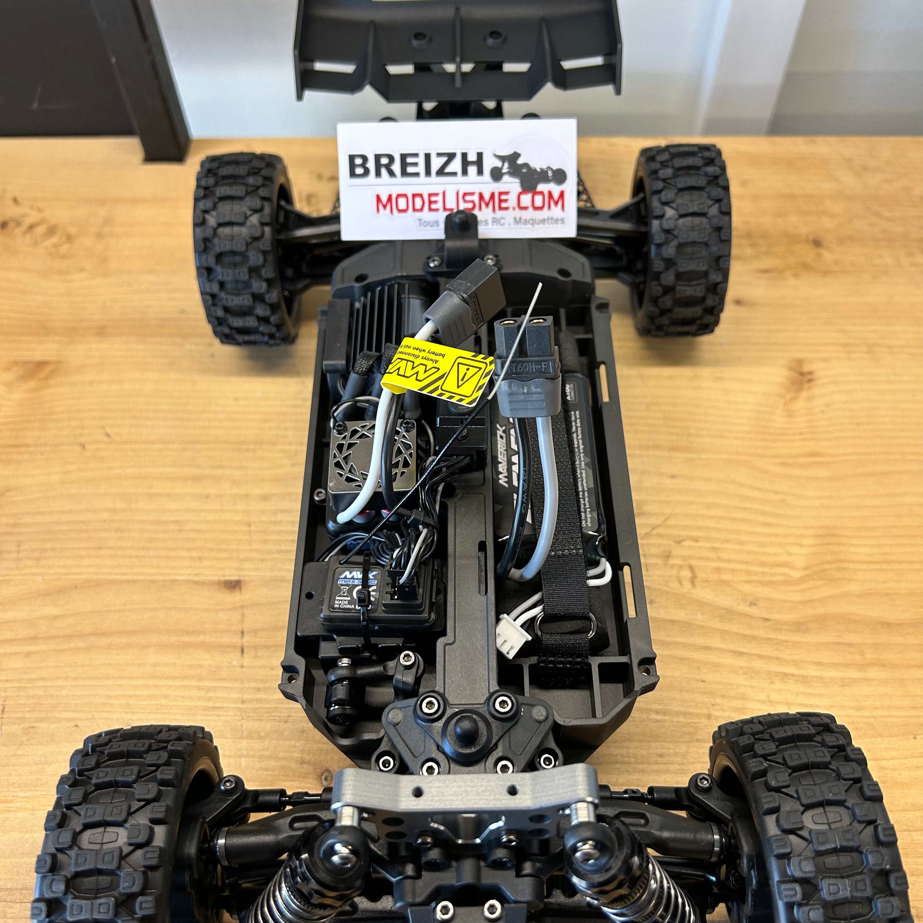 Buggy 2S 38km/h Maverick QByte XB Flux 1/12 Brushless RTR 4WD Blue MV151400