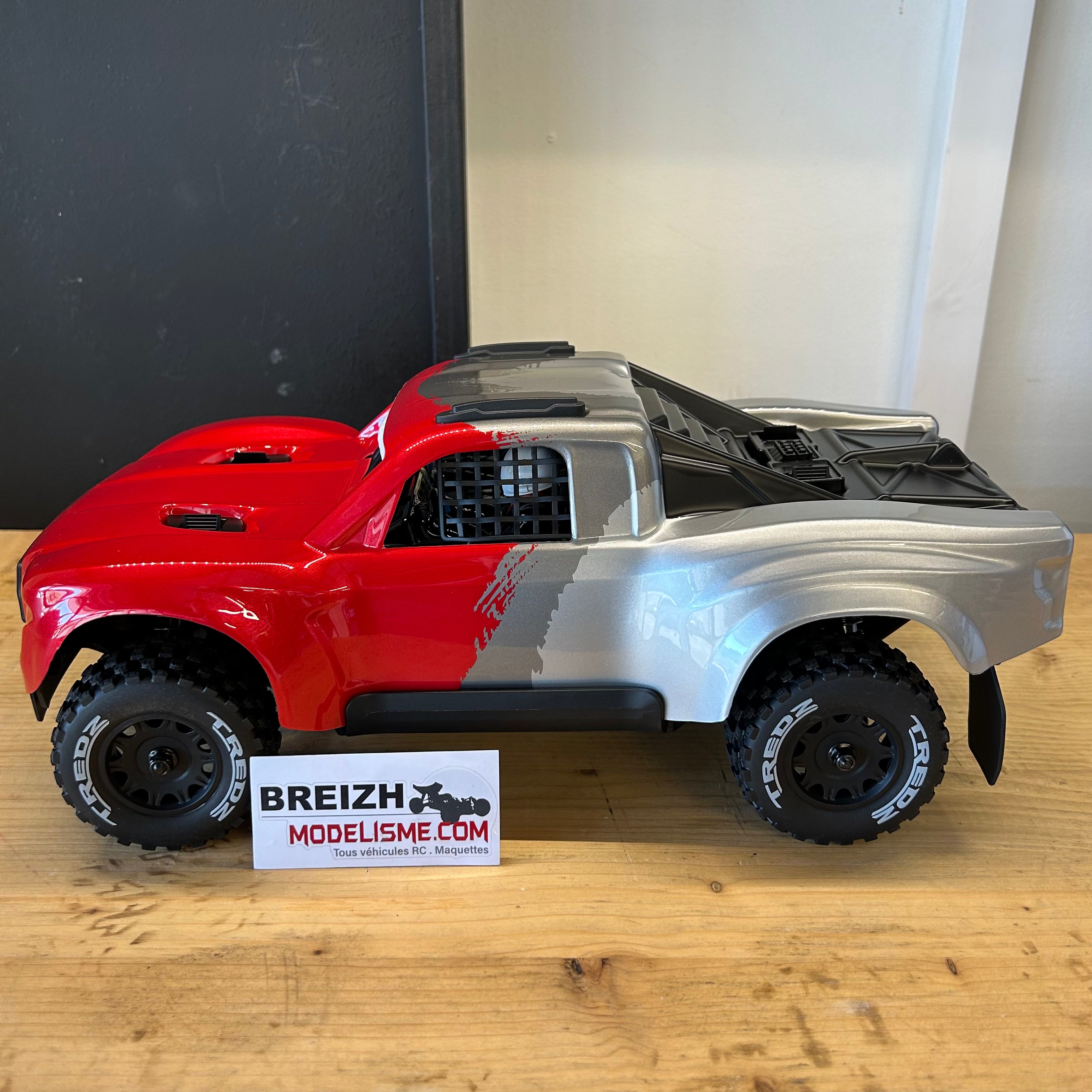 Short course 2S 38km/h Maverick QByte SC Flux 1/12 Brushless RTR 4WD rouge MV151201