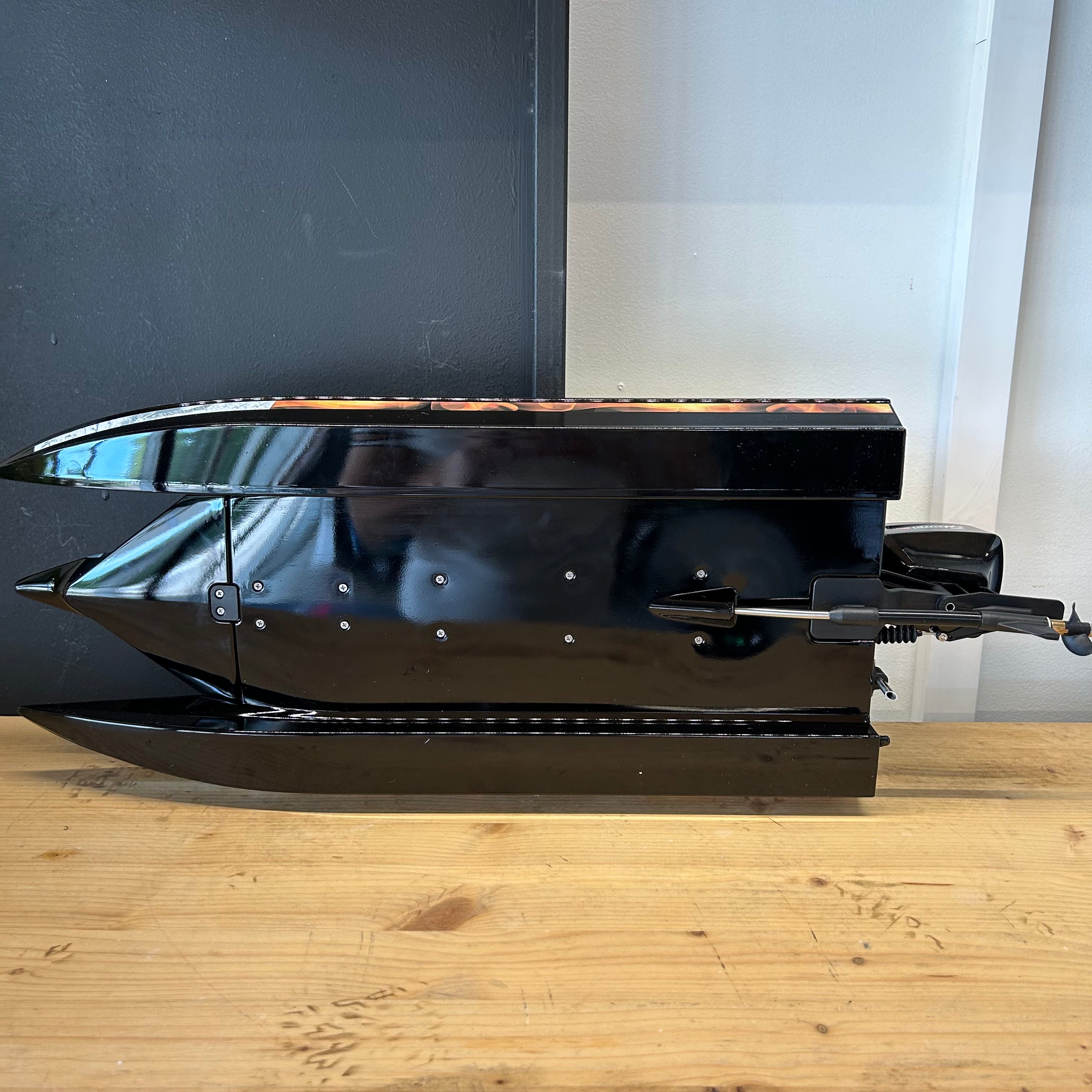 Bateau RC Joysway Mad Flow V3 F1 BL Brushless ARTR 55km/h - 8653V3ARTR