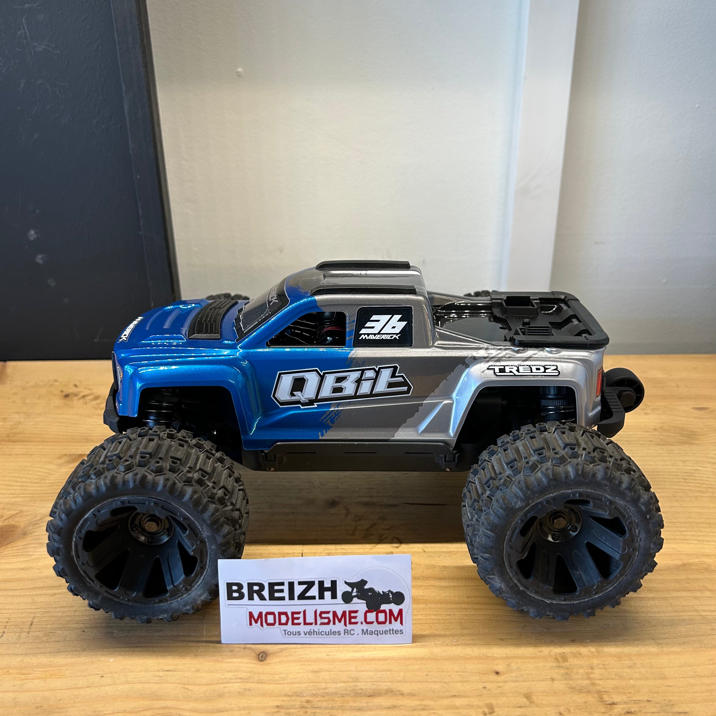 Maverick 151001 QBIT Monster truck 1/16 version brushless 60km/h