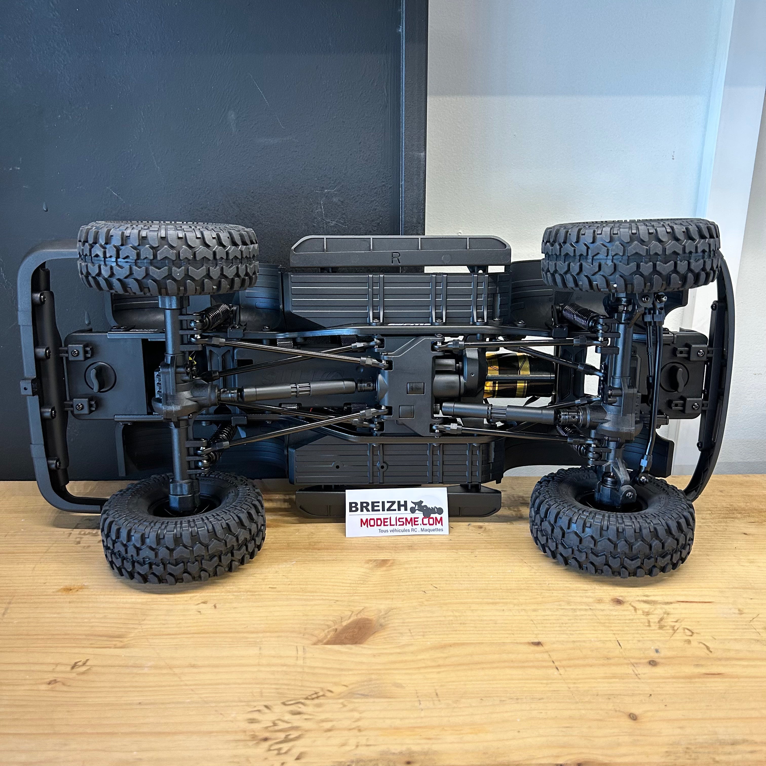 Crawler FMS 1/10 Toyota land Cruiser 80 FCX10 ARTR RS gris - FMS11042RS-GY-SP