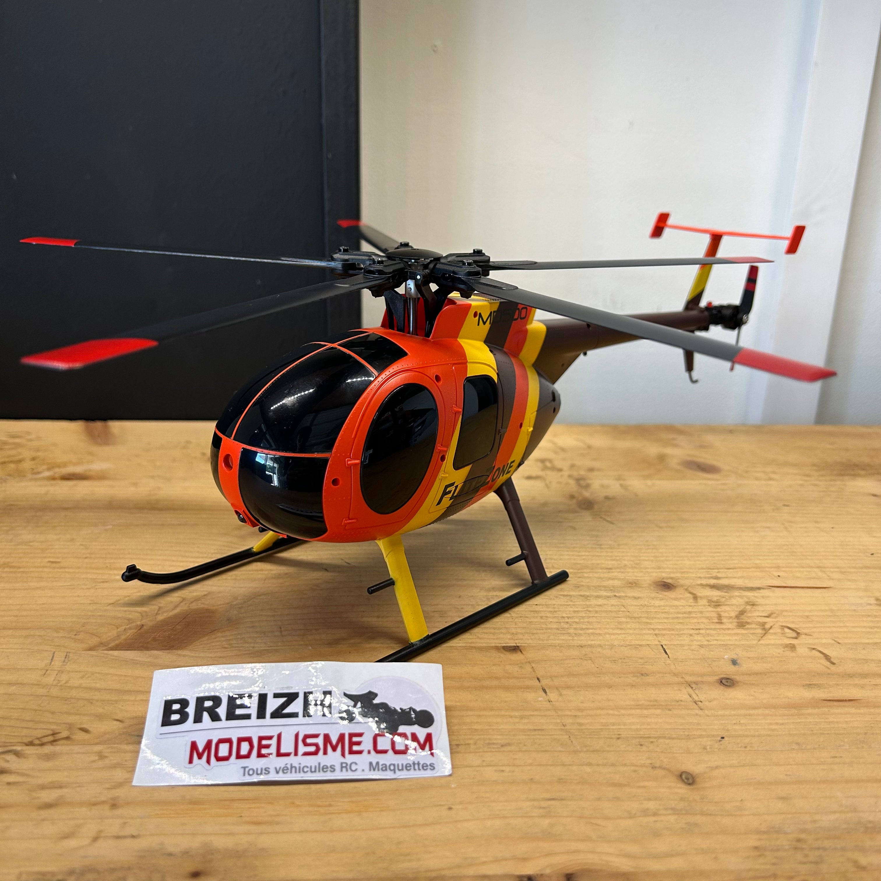 Hélicoptère Hughes MD500E brushless (Hawaii) RTF - 15960