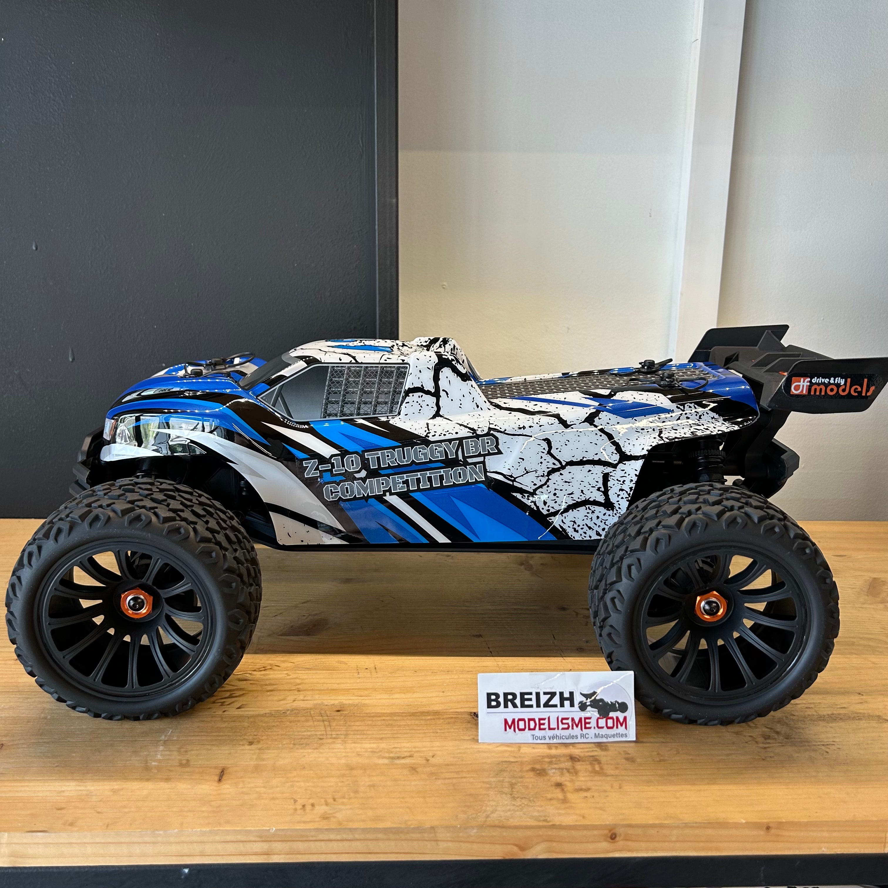 Truggy Z-10 RC 1/10 XL RTR 40km/h — Déstockage Prix Exceptionnel
