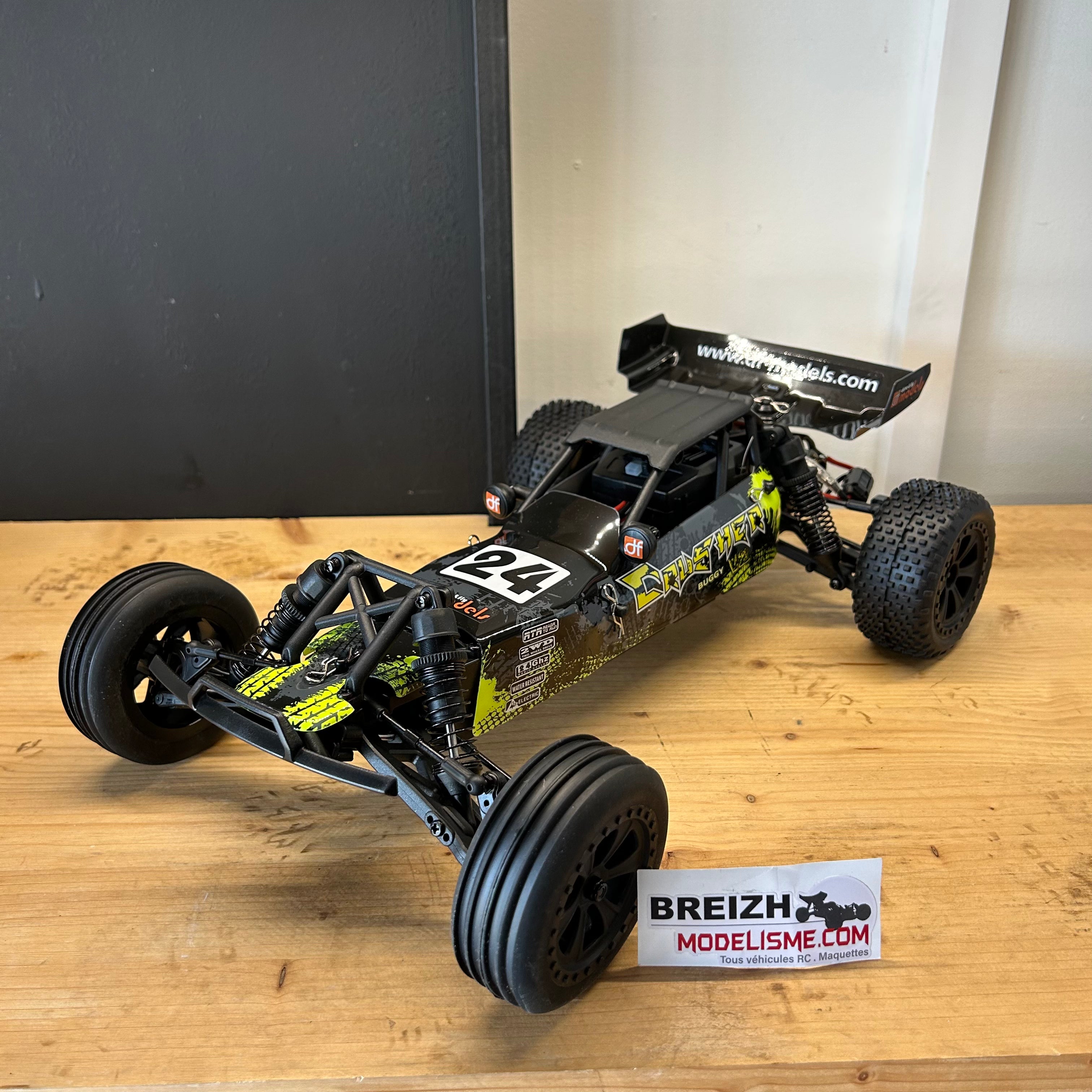 DF Models Buggy RC 1/10 Crusher V2 Race 2WD RTR 35km/h