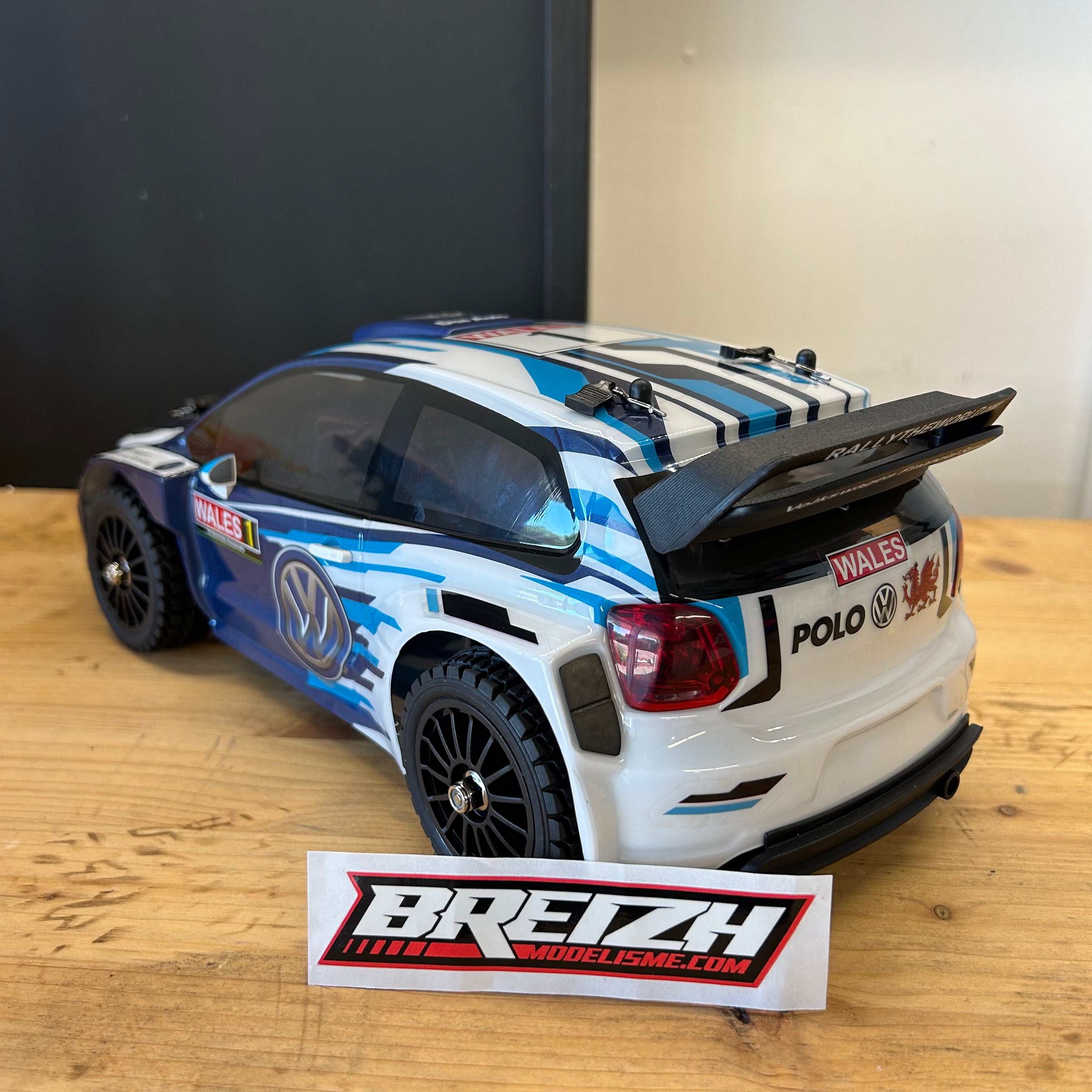 Voiture de rallye Volkswagen Polo R WRC 4WD RTR MJX Hyper GO 14304 1/14