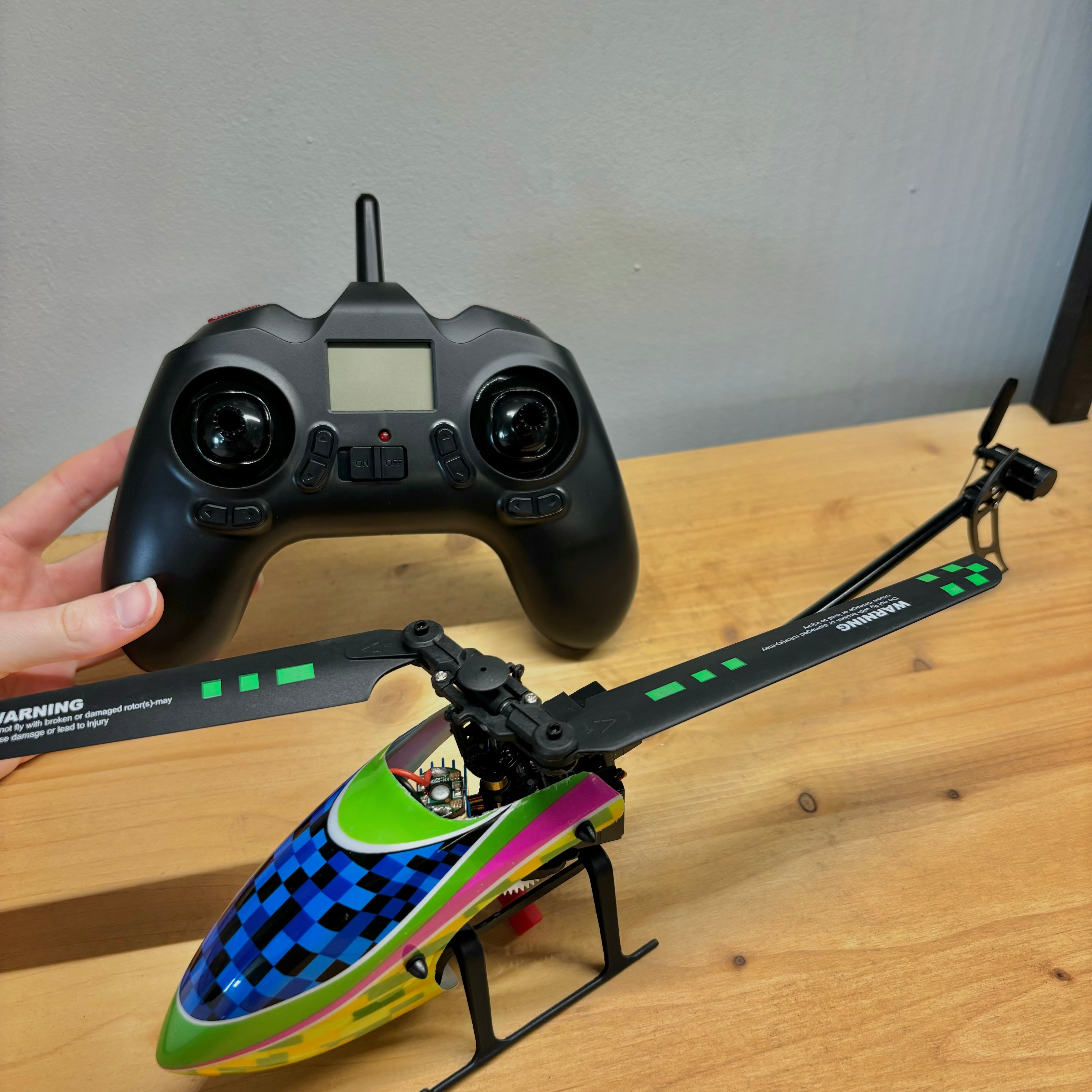 Hélicoptère RC Mono rotor Kootai F03 4 voies Flybarless jaune vert