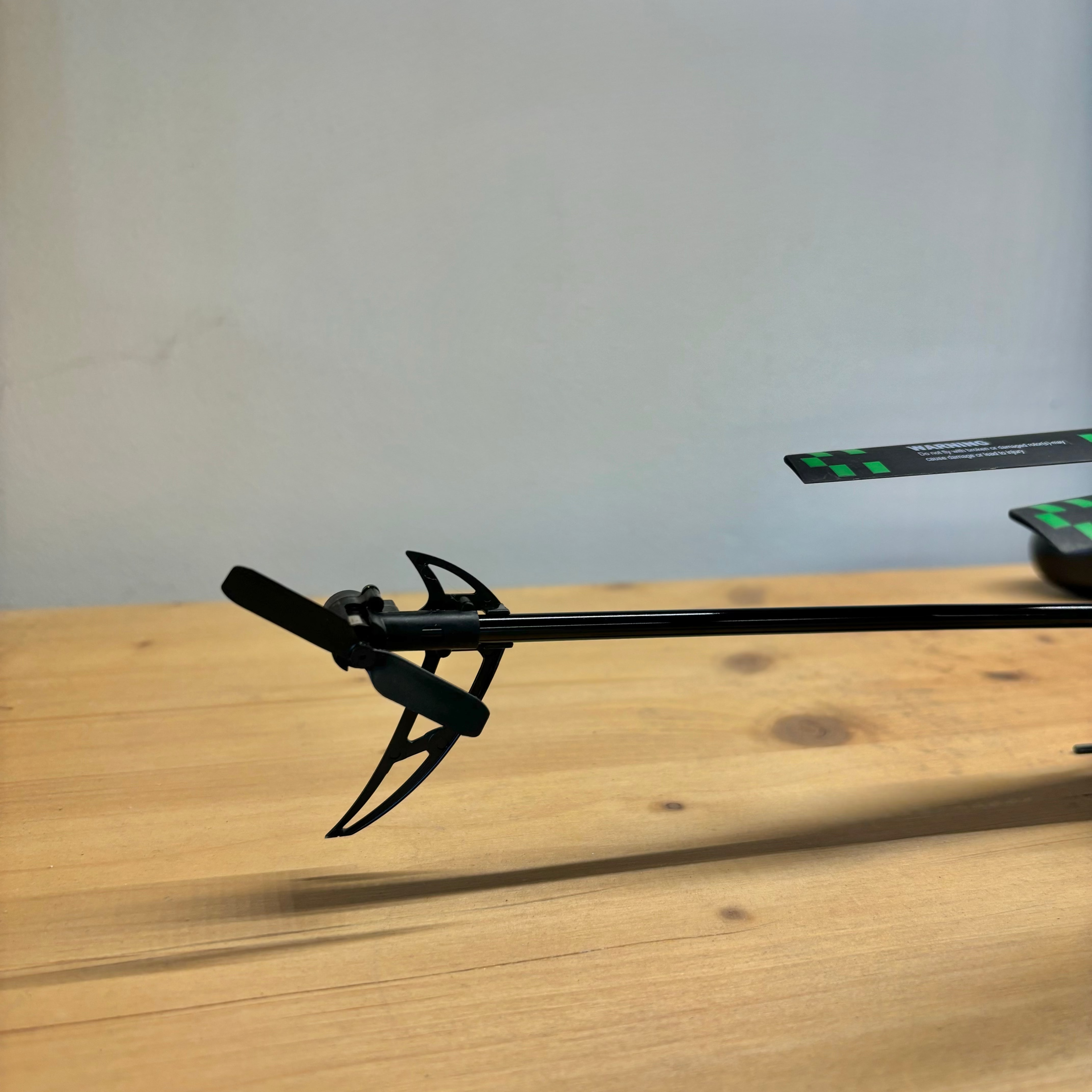 Hélicoptère RC Mono rotor Kootai F03 4 voies Flybarless jaune vert
