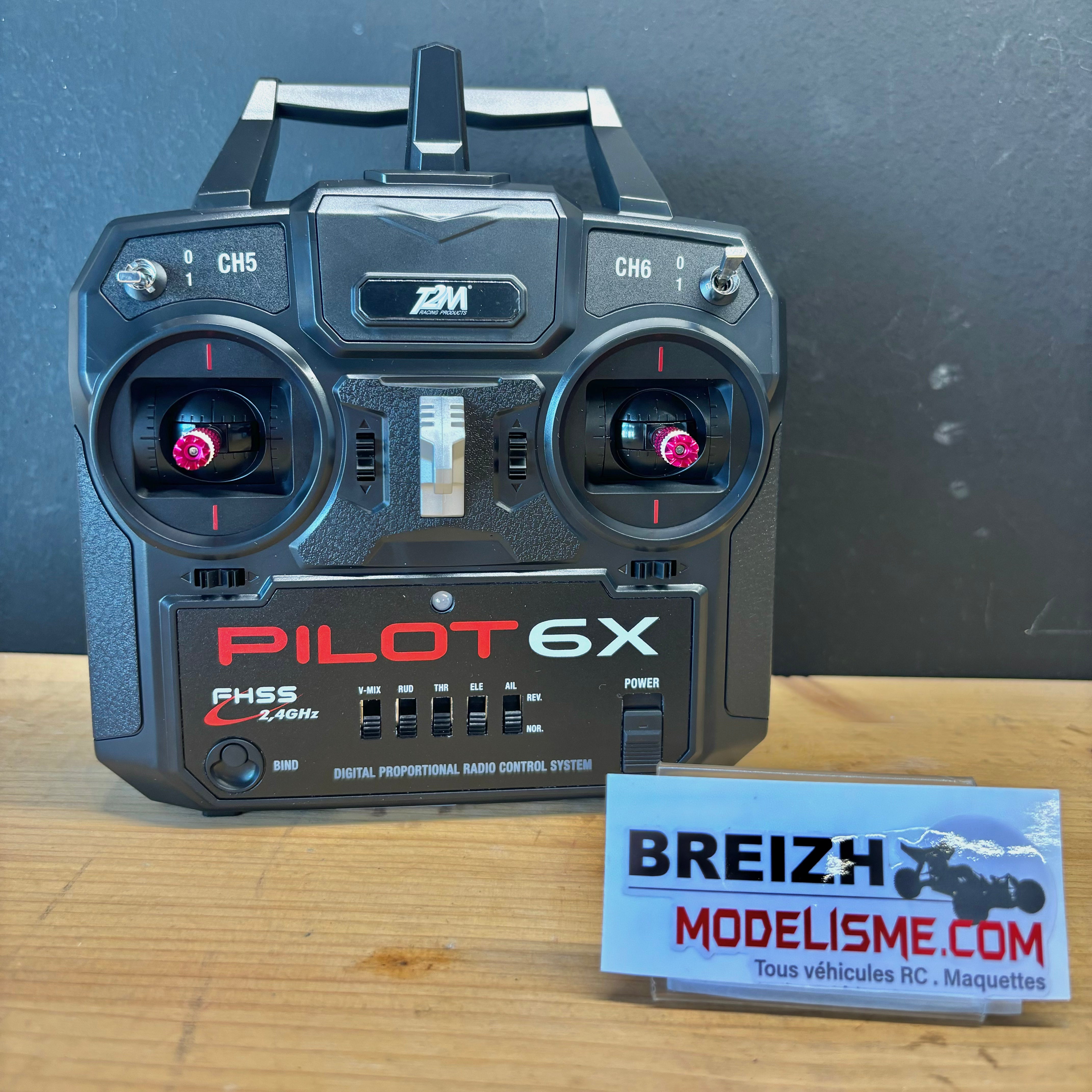 T2M Radio avec récepteur 6 voies Pilot 6X 2.4GHz mode 2