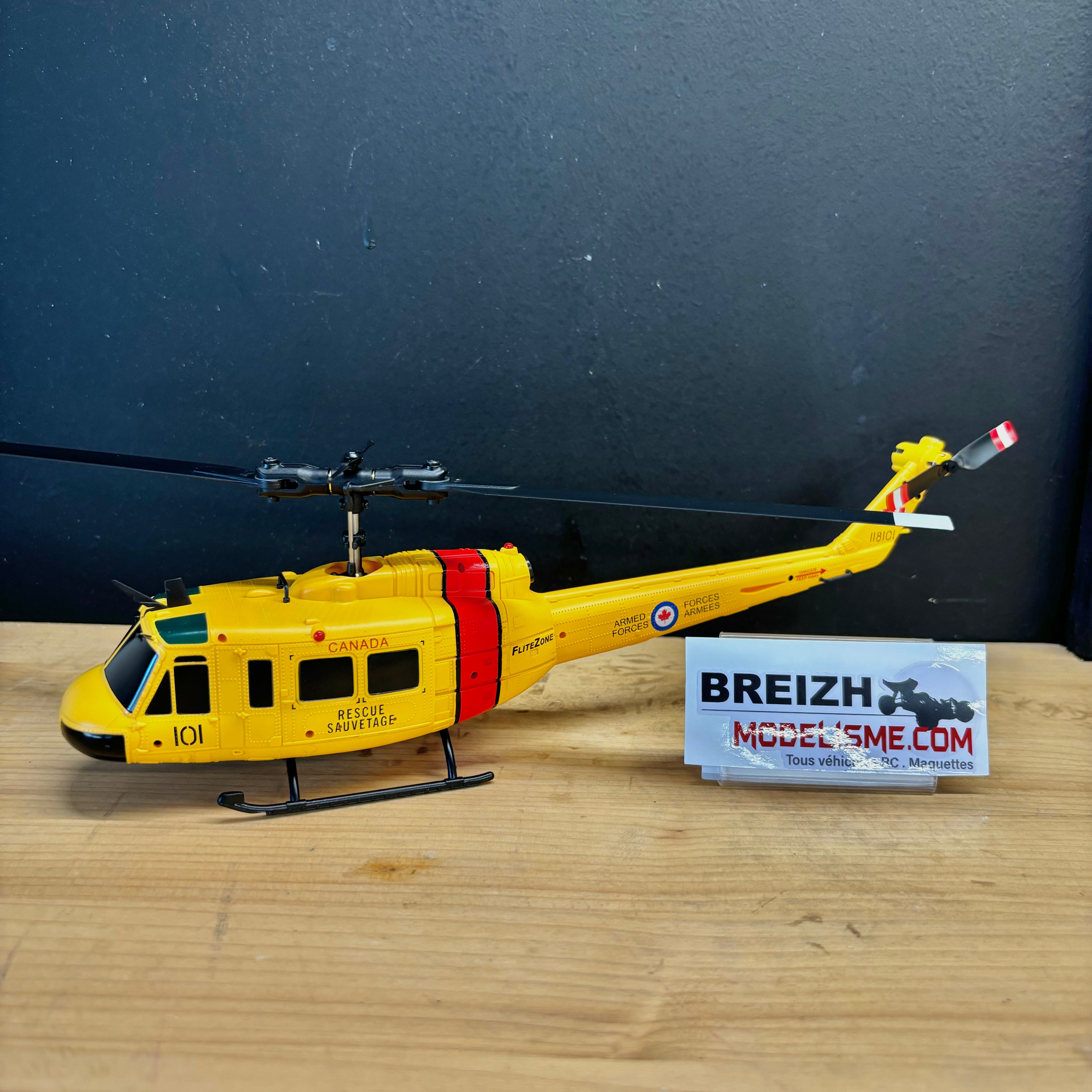 Hélicoptère Bell UH-1DX (Canada) RTF - 16401