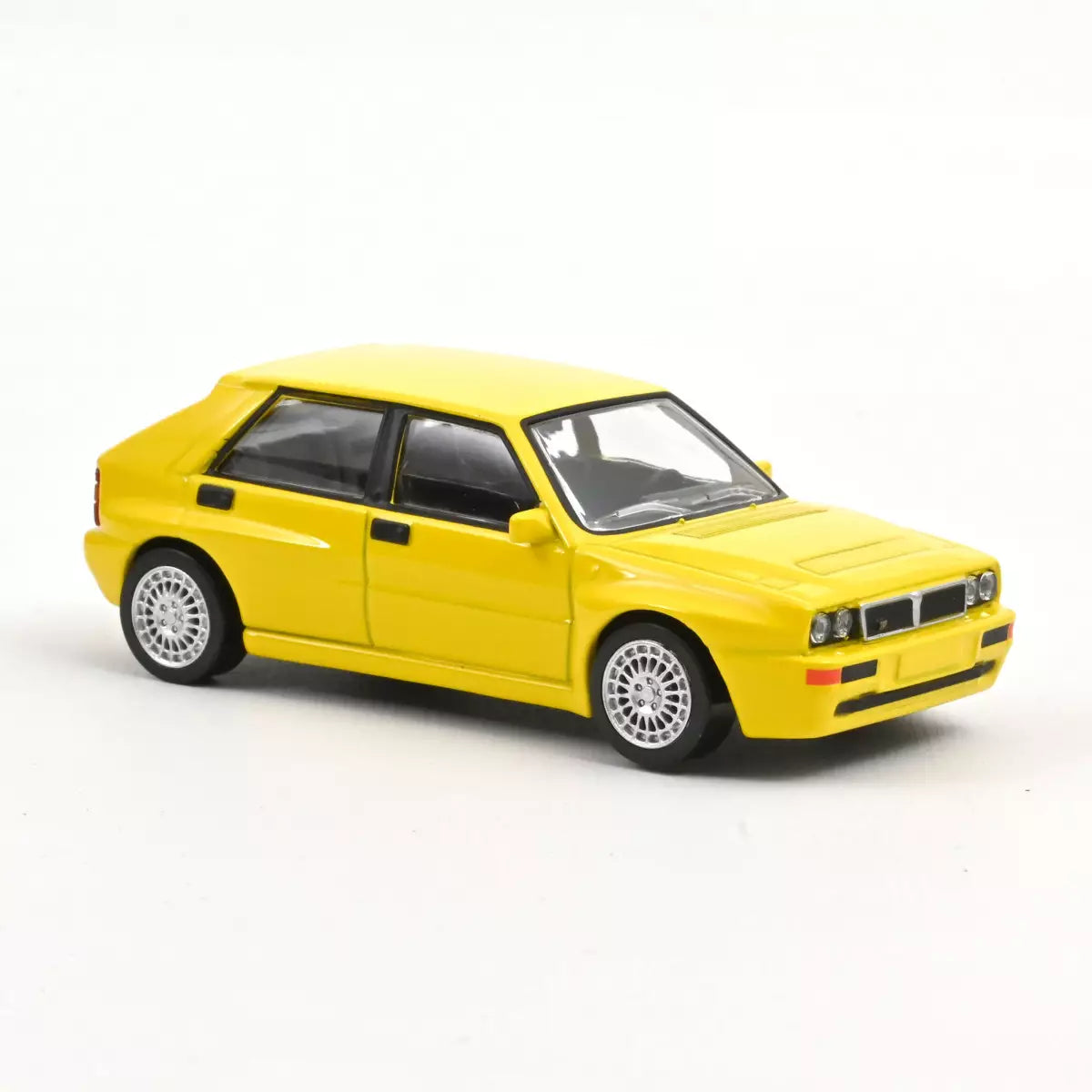 Voiture miniature 1/43 Lancia Delta Jaune Norev Display