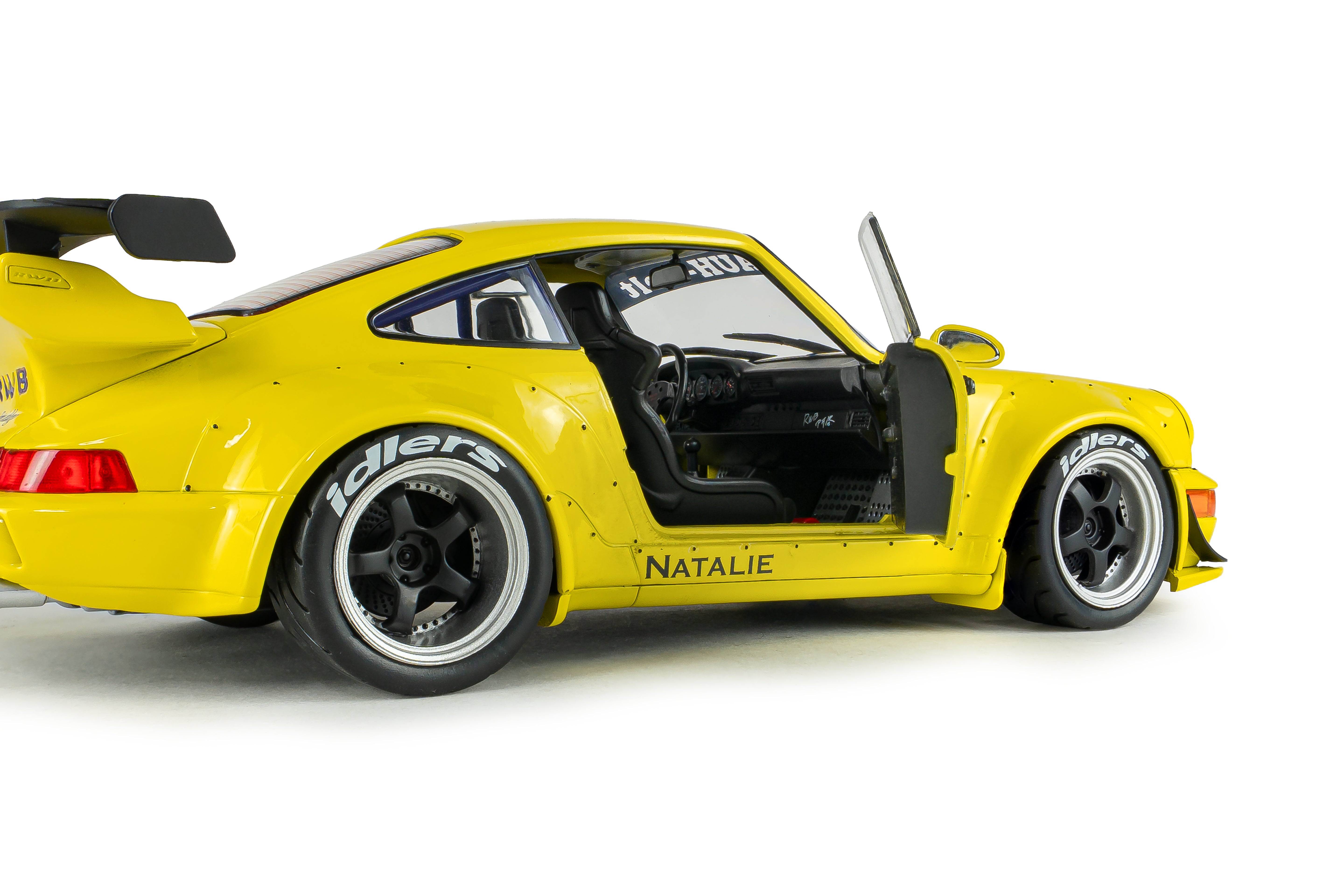 Solido S1807518 Voiture miniature collection 1/18 RWB Bodykit Natalie 2023 - Breizh Modélisme.