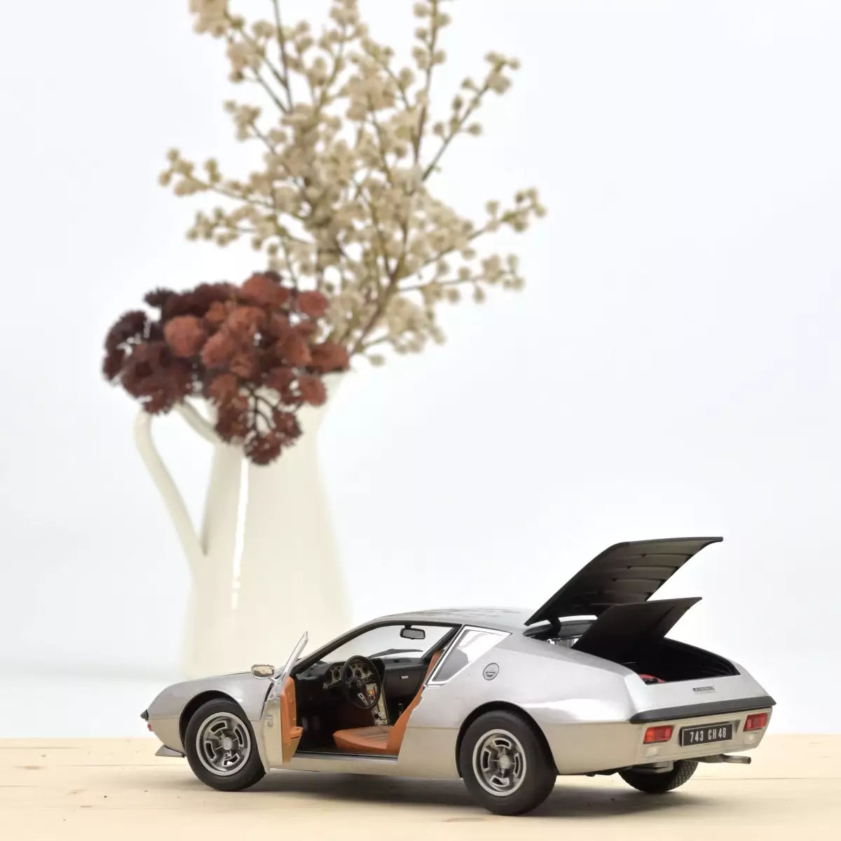Voiture miniature collection 1/18 Alpine A310 1600 VF 1975 Argent (310pcs) Norev 185404
