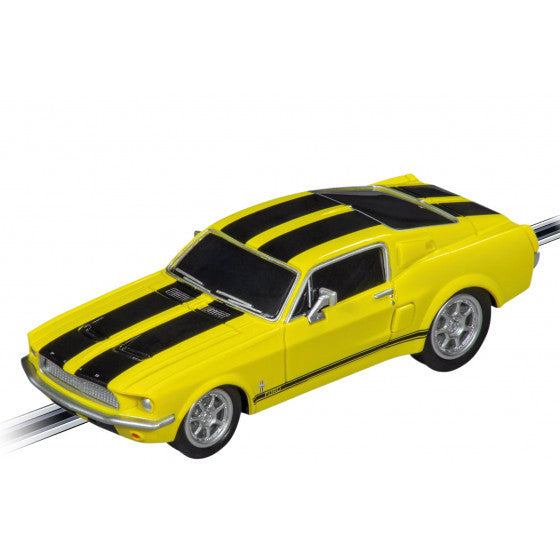 Voiture Carrera GO Ford Mustang 67 Racing Yellow - 64212 - Breizh Modélisme.