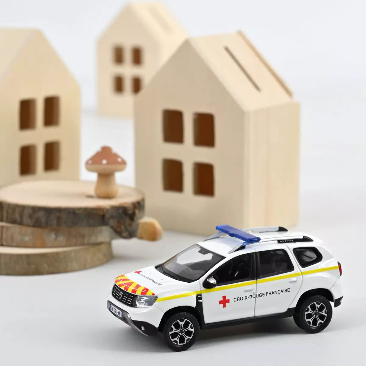 Voiture miniature collection 1/43 Dacia Duster 2020 Ambulance VLTT 77 Norev 509028