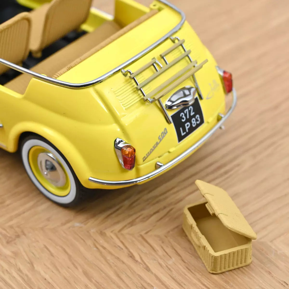 Voiture miniature collection 1/18 Fiat 500 Jolly 1965 Jaune Norev 187790
