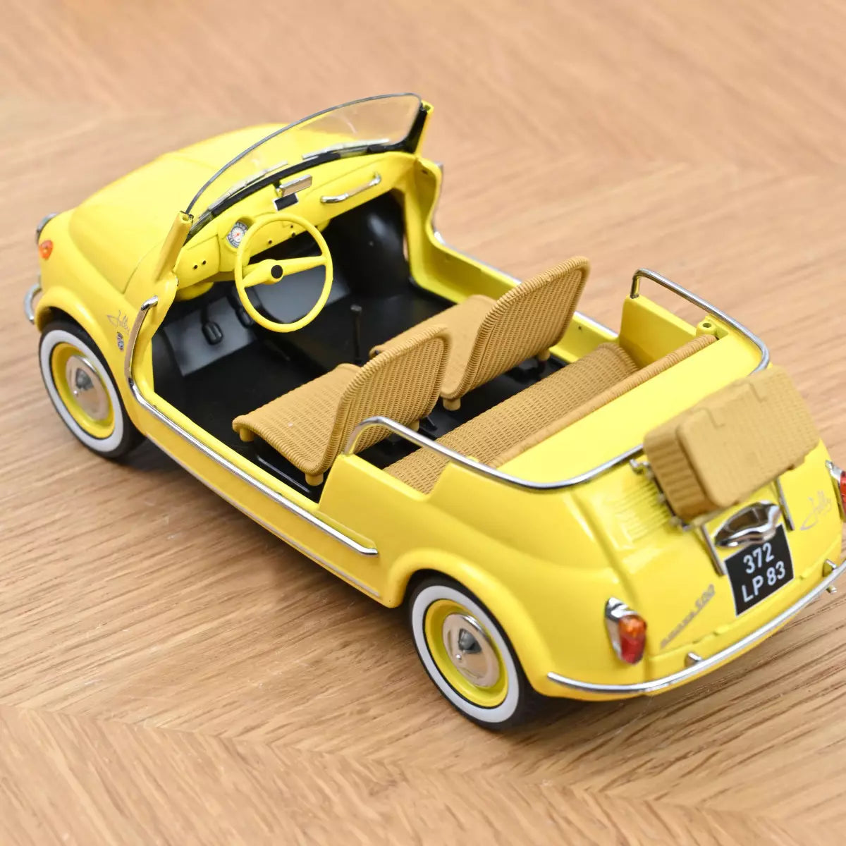 Voiture miniature collection 1/18 Fiat 500 Jolly 1965 Jaune Norev 187790