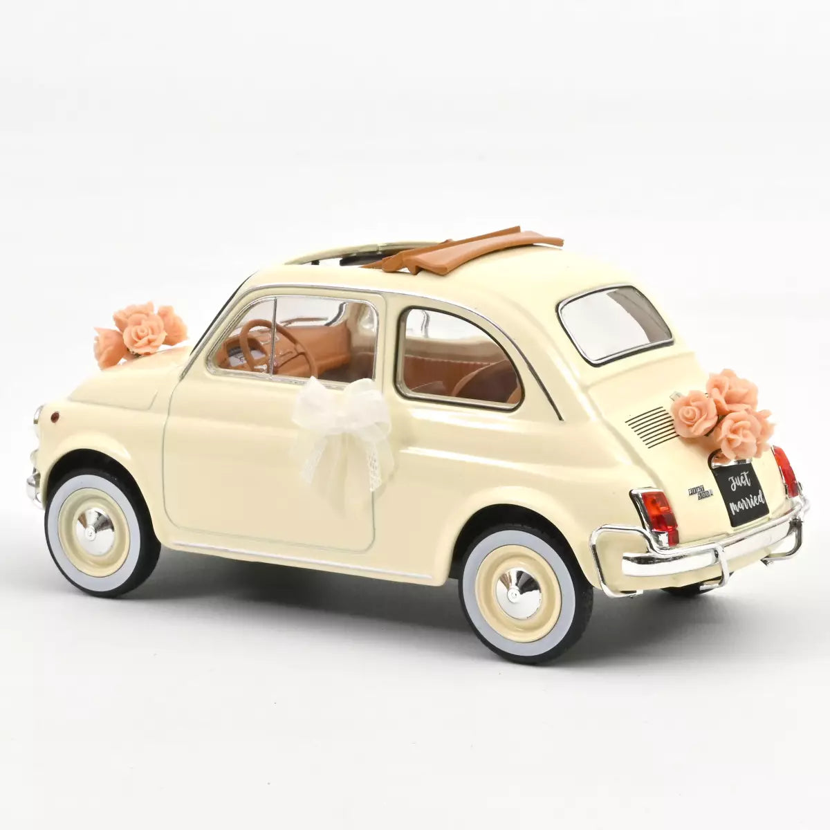 Voiture miniature collection 1/18 Fiat 500 L 1968 Blanc Ivoire cadeau de mariage Norev 187780
