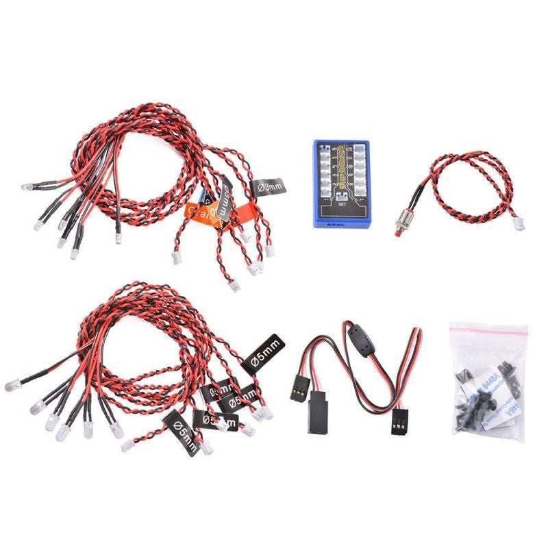 Kit LED 12x 4.8-6.0 volts avec boîtier de commande Multicolore Clignotant - Breizh Modélisme.