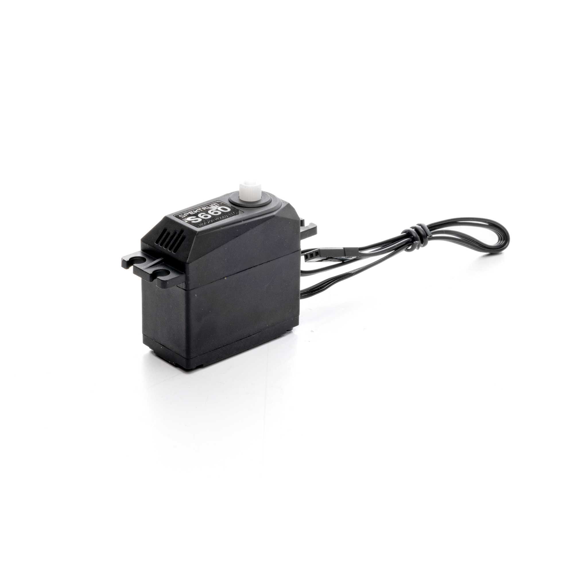 Servomoteur S660 5 kg 25 dents - SPMS660 - Breizh Modélisme.