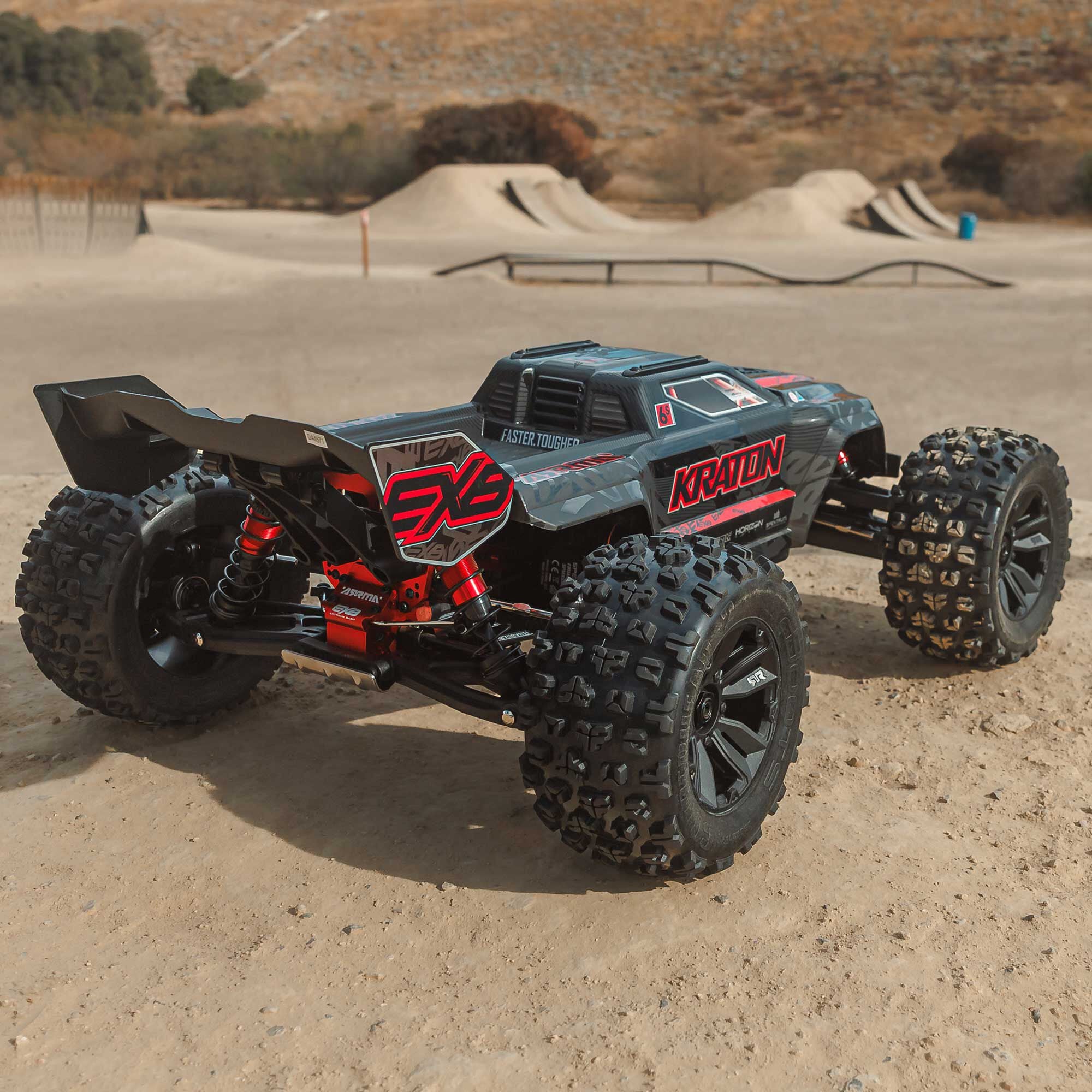 Arrma 1/8 Truggy Kraton 6S EXtreme Bash 4x4 RTR - ARA8708V6T1 - Breizh Modélisme.