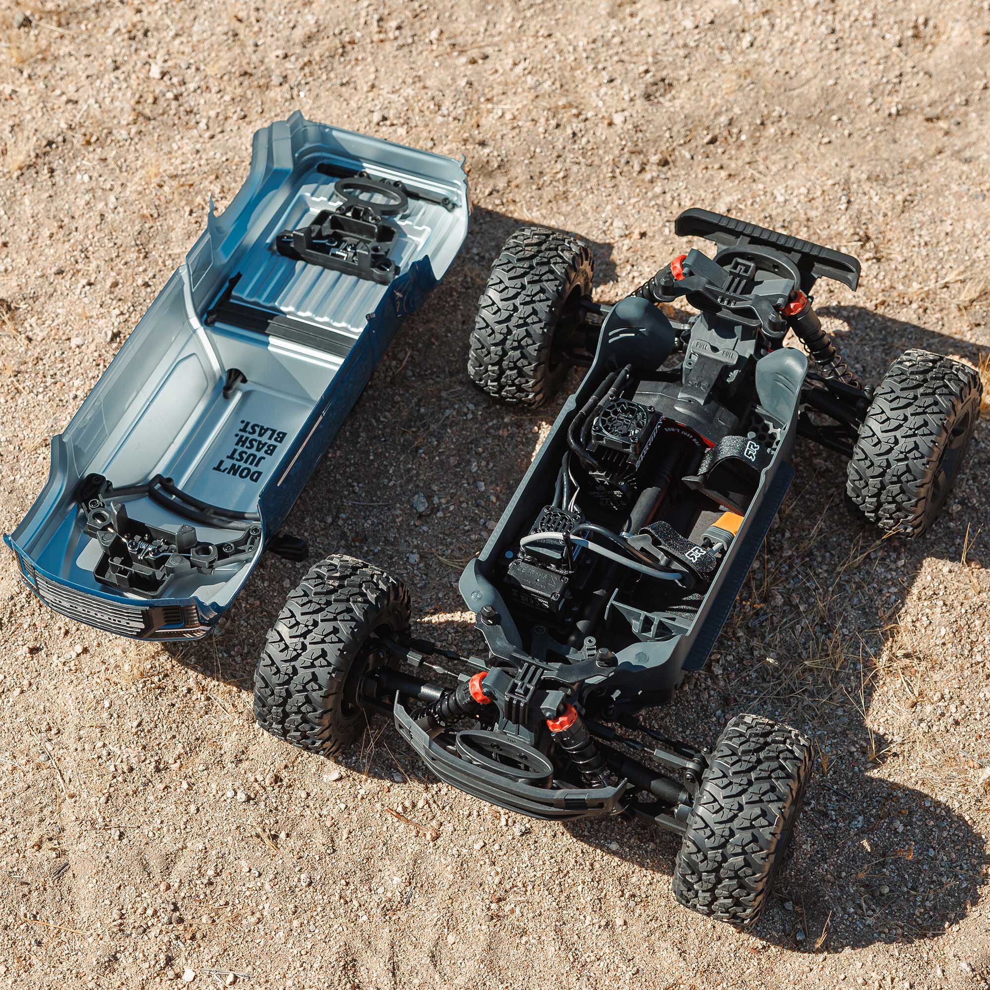 Arrma Monster Truck 1/10 BIG ROCK 223S DSC brushless 4X4 RTR bleu - ARA4312V4T3 - Breizh Modélisme.