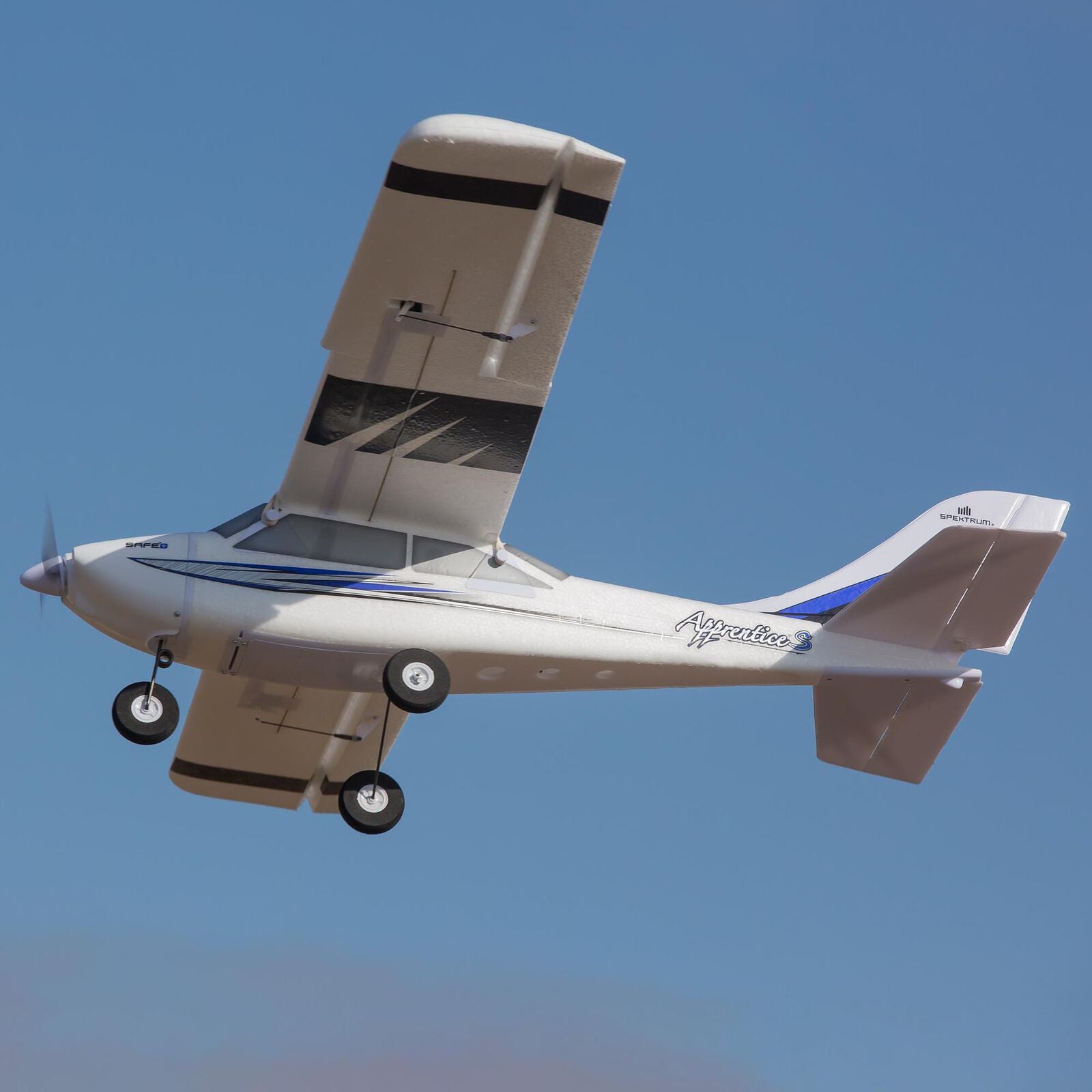 Avion de début télécommandé Apprenti S 2 1.2m RTF avec SAFE - HBZ310001 - Breizh Modélisme.