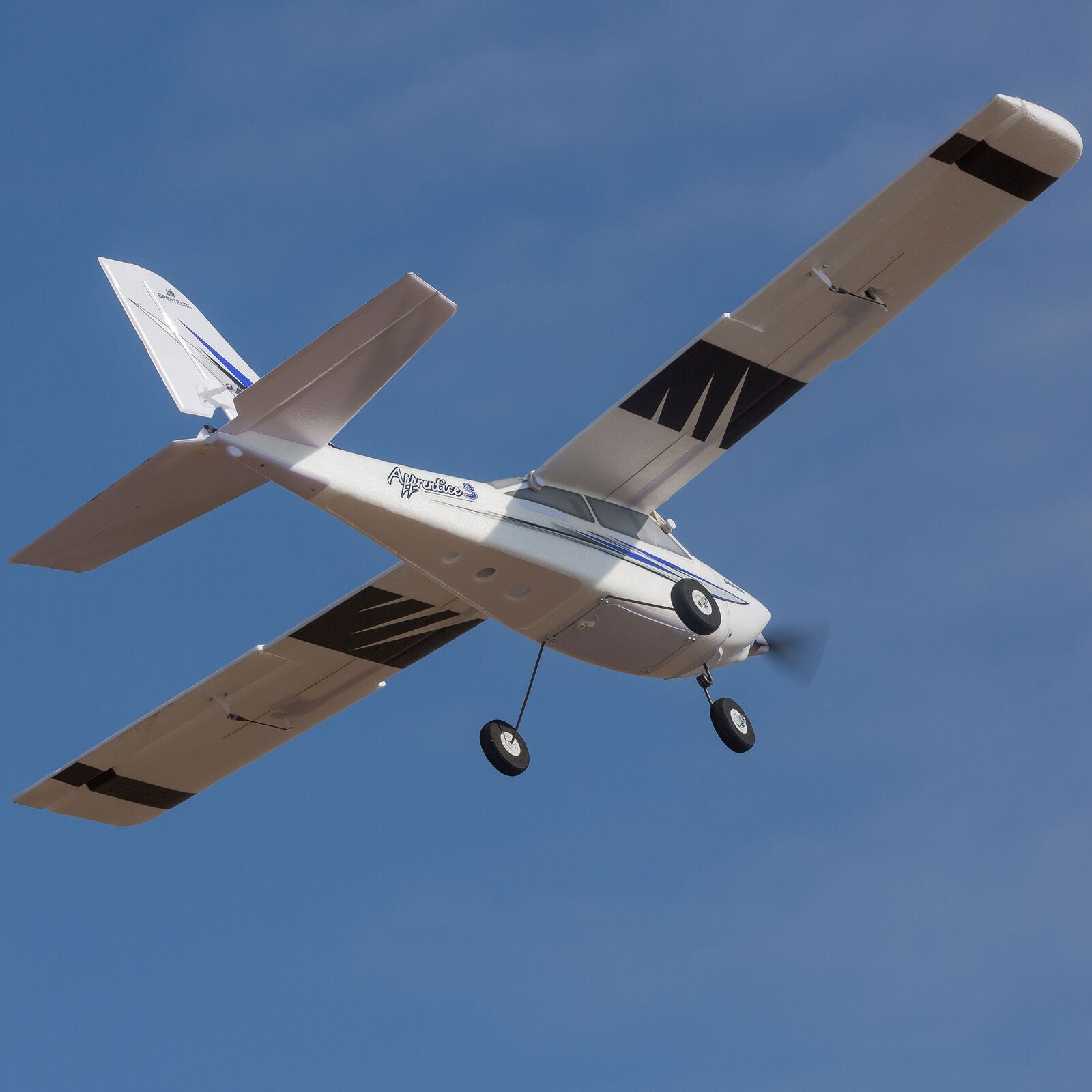 Avion de début télécommandé Apprenti S 2 1.2m RTF avec SAFE - HBZ310001 - Breizh Modélisme.