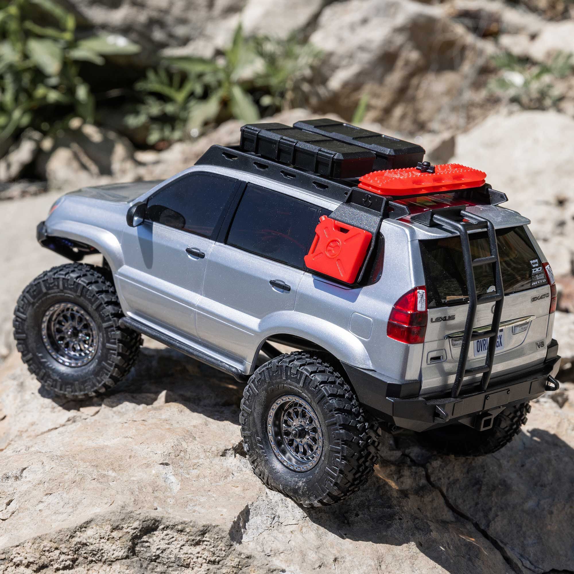 Mini rock crawler SCX24 Lexus GX 470 4X4 1/24 RTR argent - AXI-1532T2 - Breizh Modélisme.