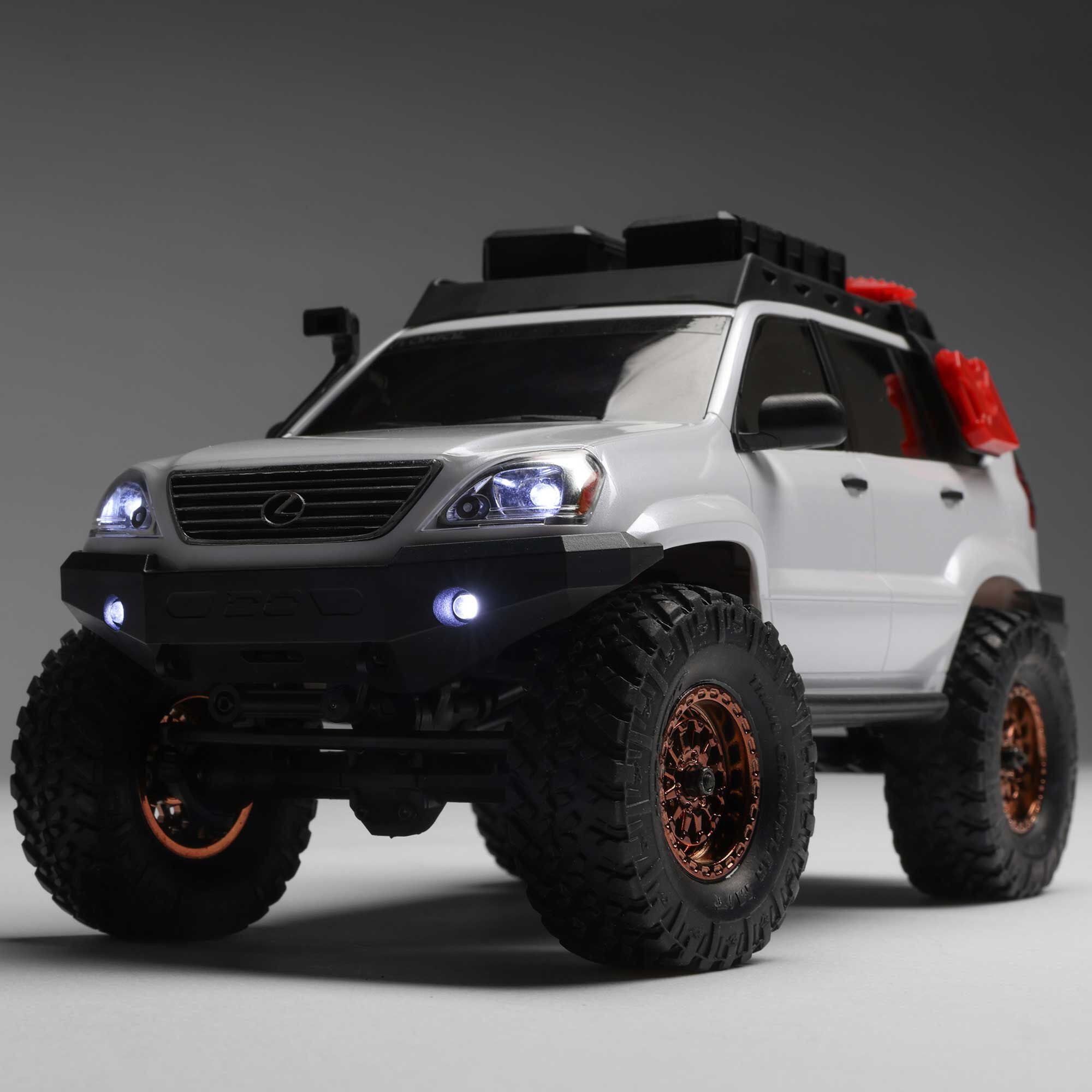 Mini rock crawler SCX24 Lexus GX 470 4X4 1/24 RTR blanc - AXI-1532T1 - Breizh Modélisme.