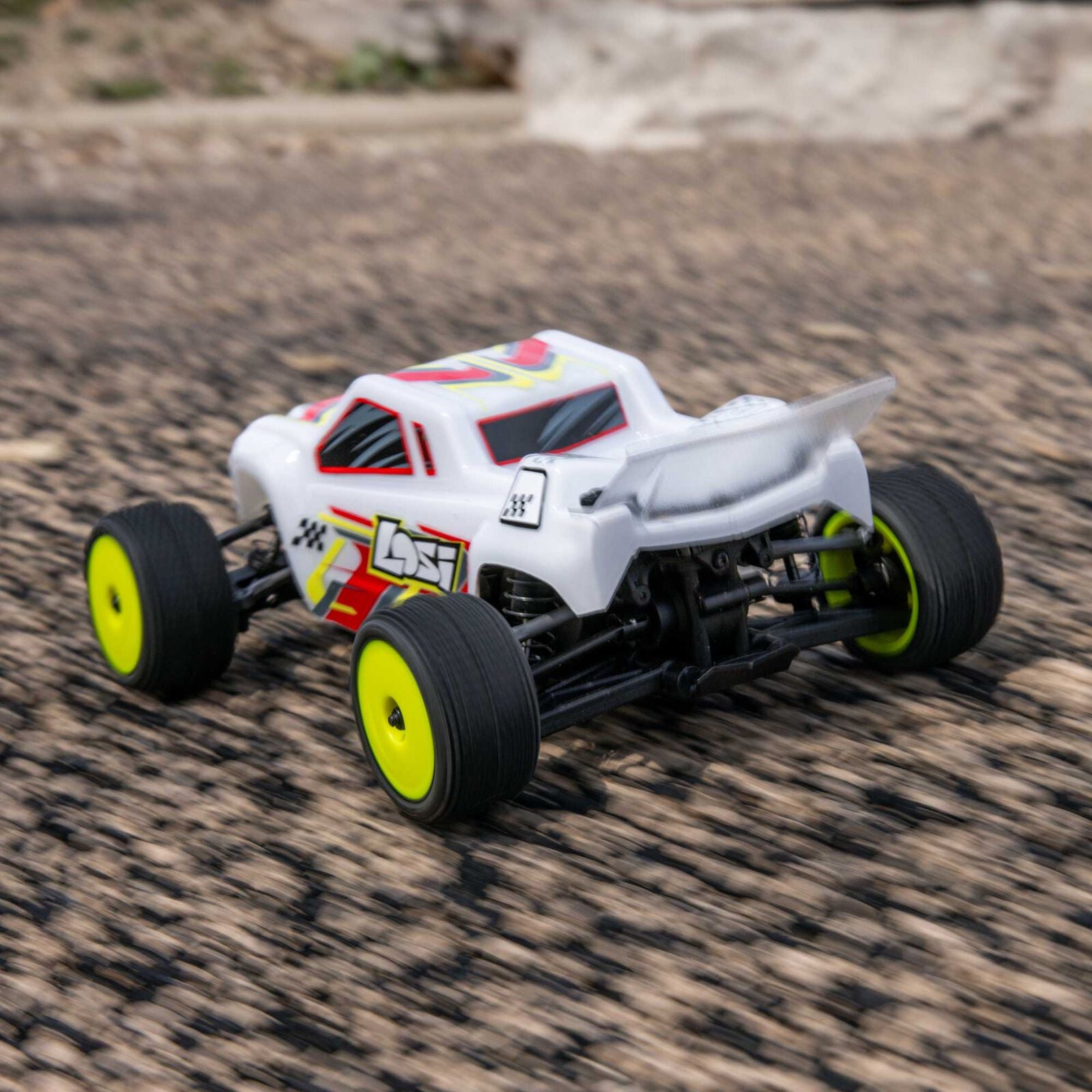 Stadium truck Losi 1/28 Micro-T 2S 2WD RTR blanc LOS-1392T1 - Breizh Modélisme.