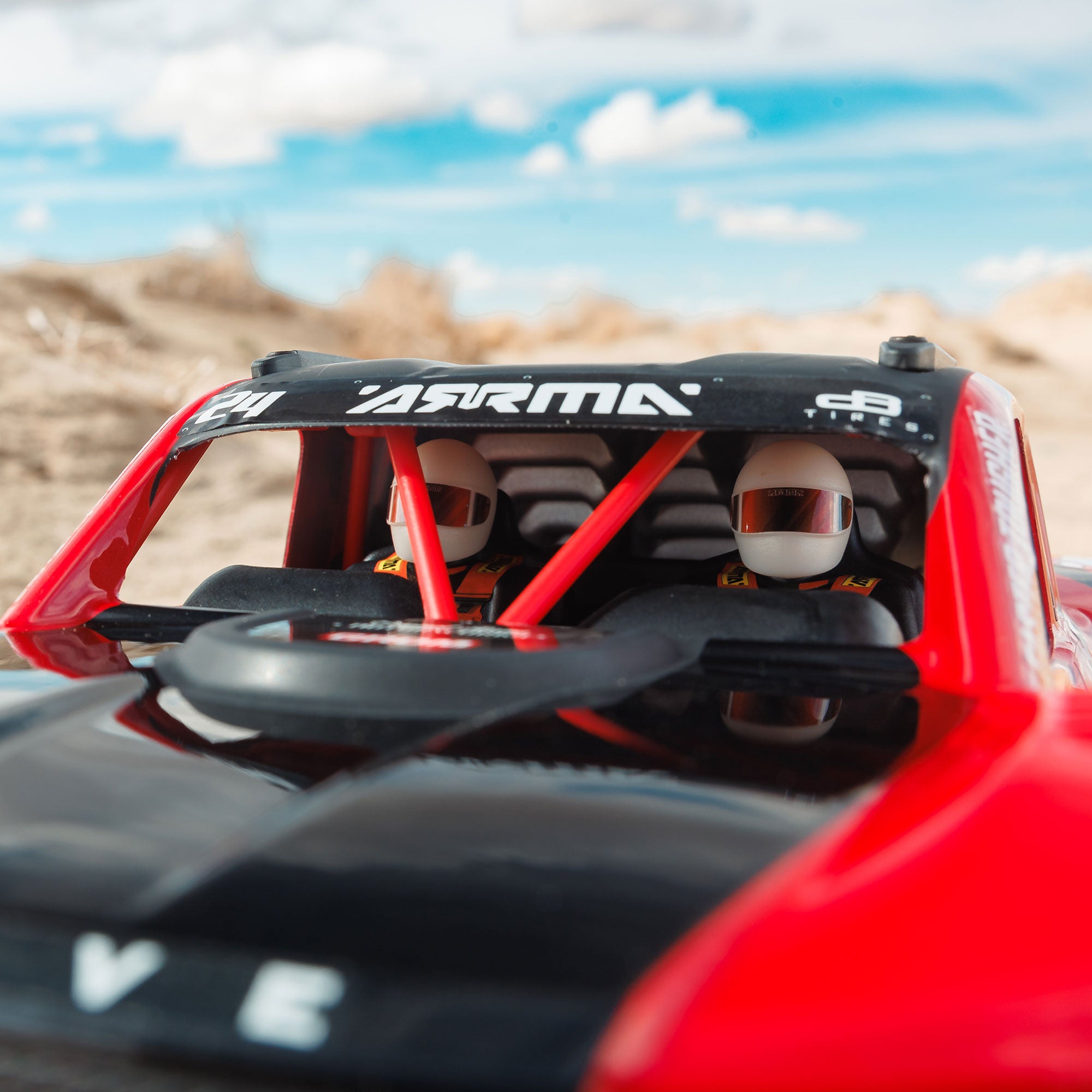 Arrma Mojave Grom Mega 1/16 380 4X4 Small Scale Desert Truck RTR rouge/noir - Breizh Modélisme.
